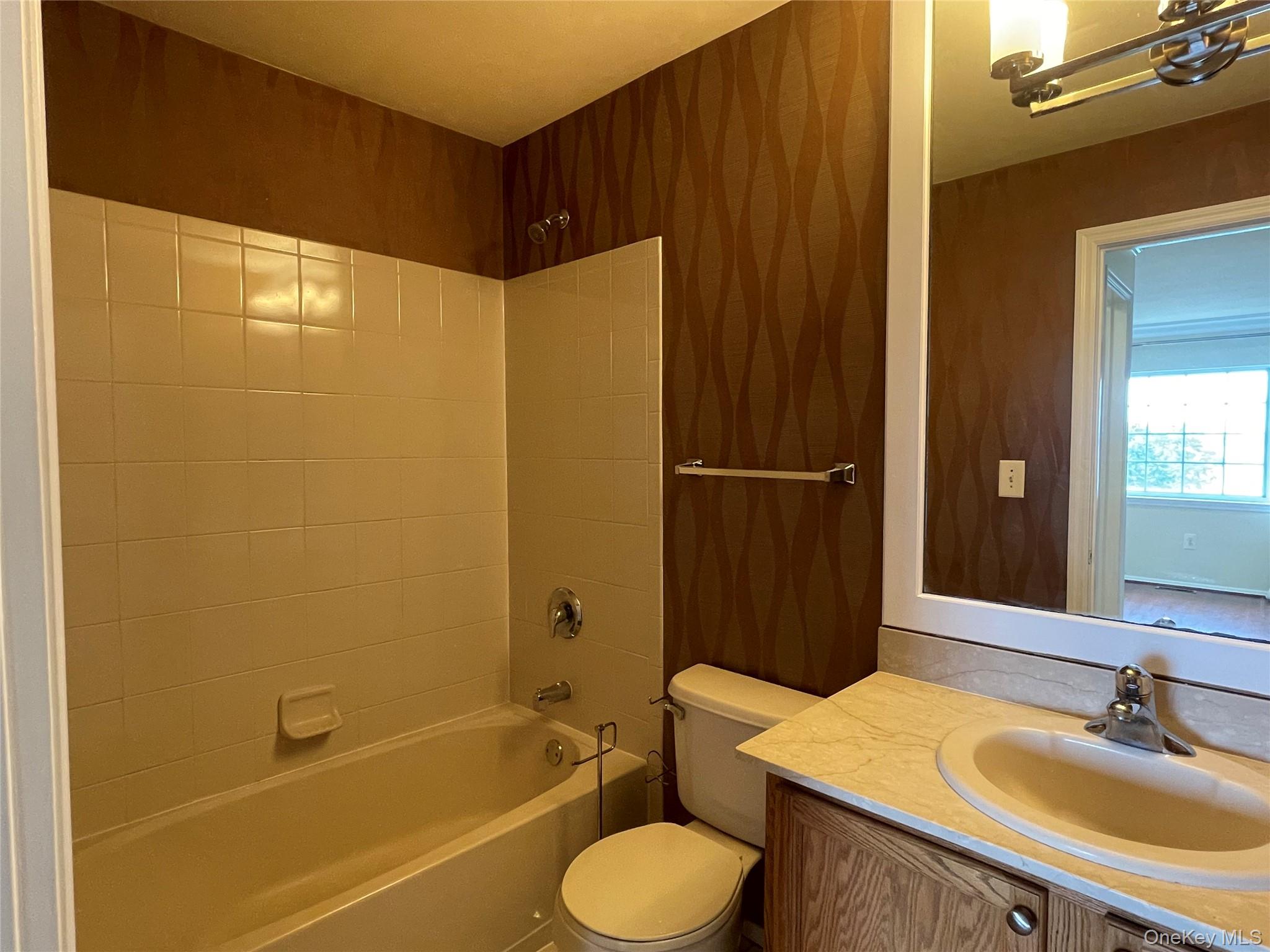 291 Surf Drive, Unit 214B photo 21