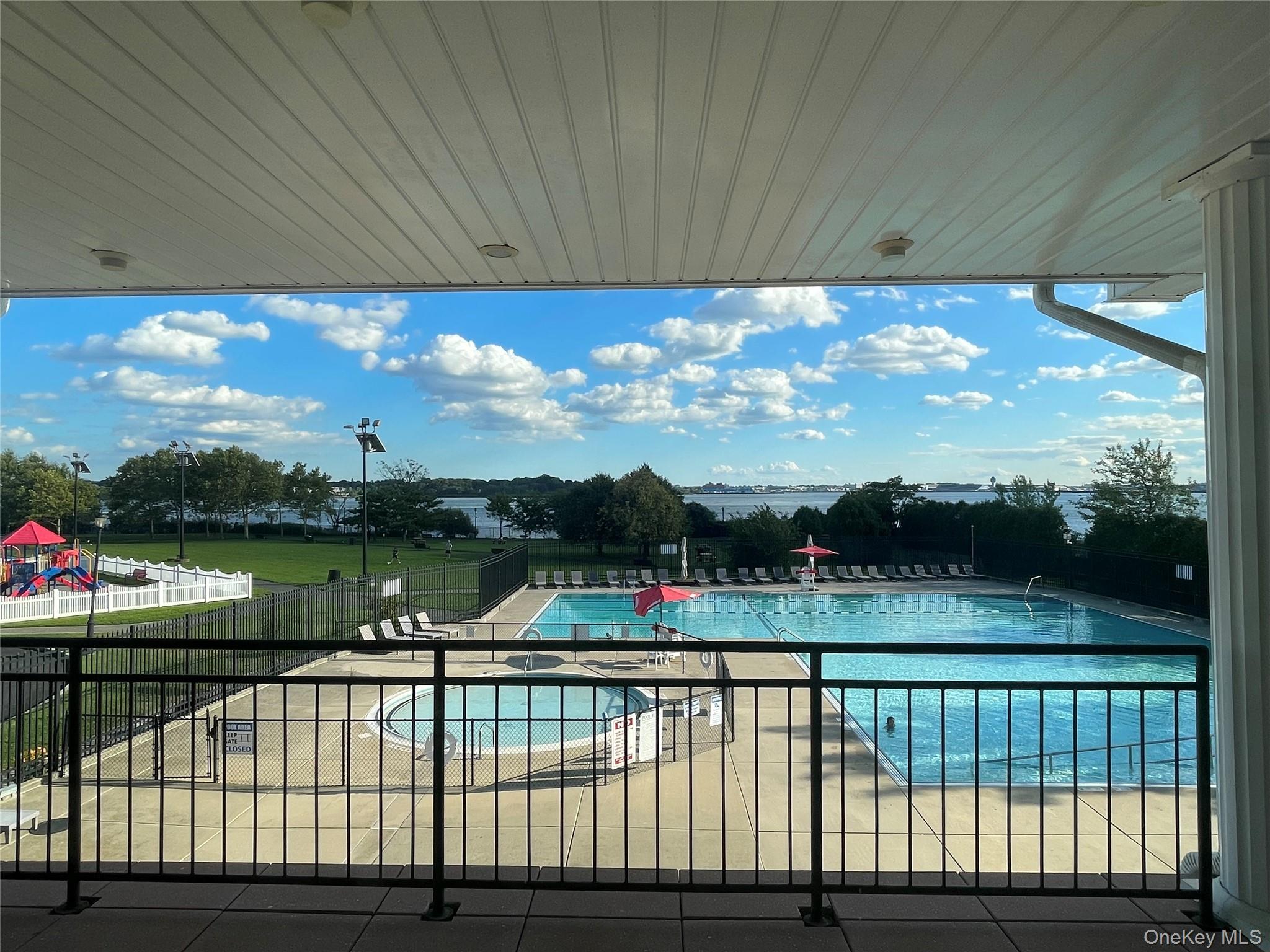 291 Surf Drive, Unit 214B photo 33