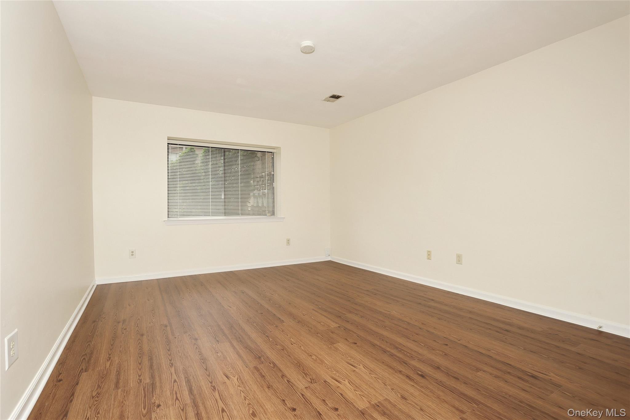 716 Kennedy Drive – For Sale photo 22