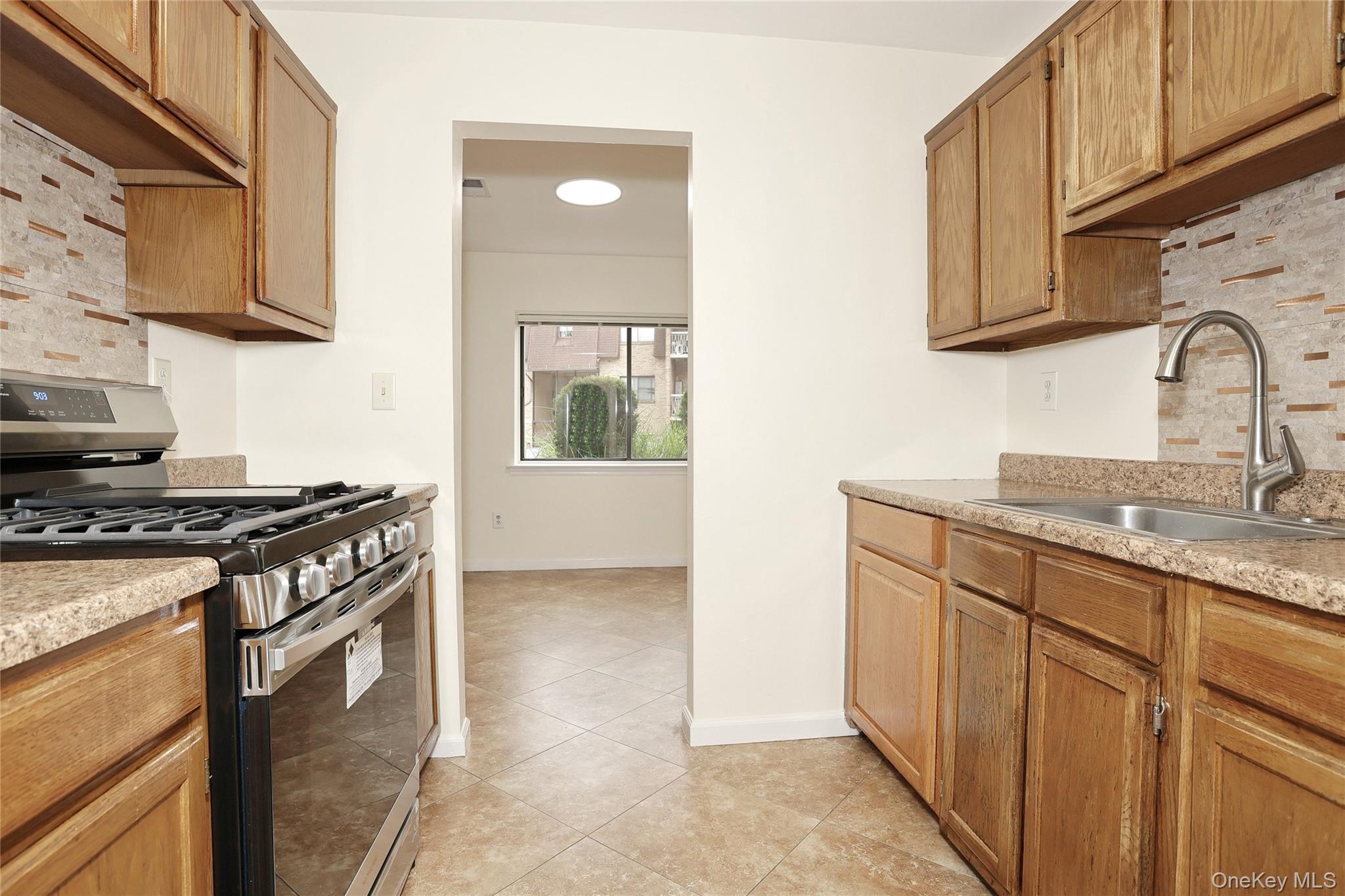 716 Kennedy Drive – For Sale photo 8