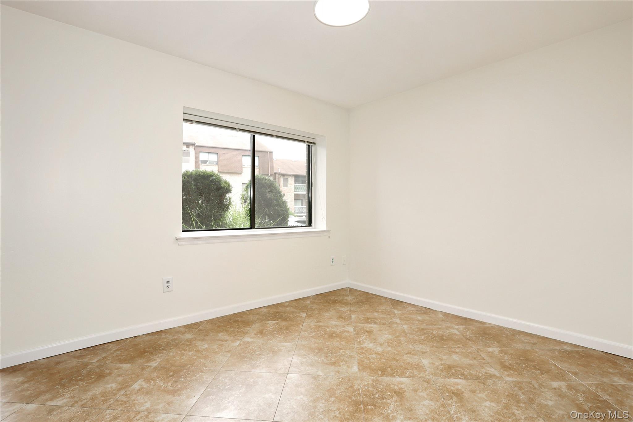 716 Kennedy Drive – For Sale photo 15