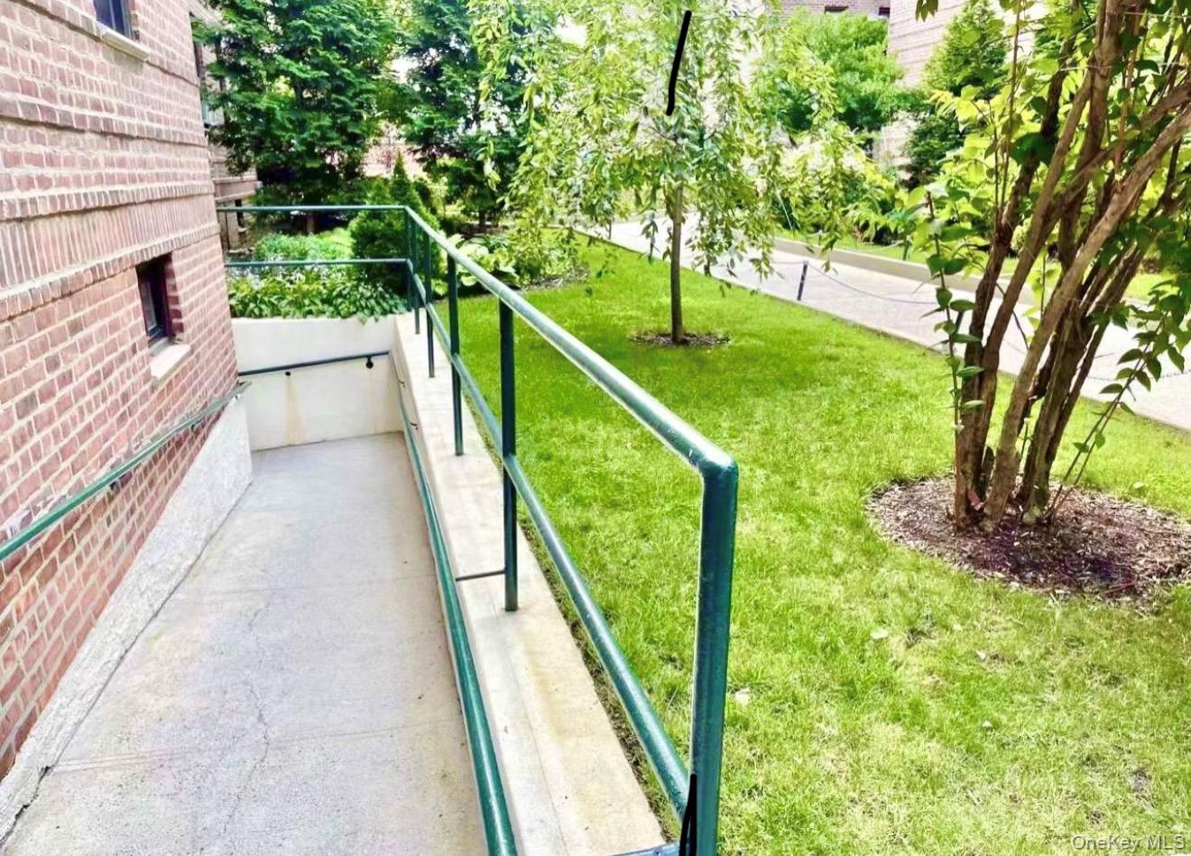 43-40 Union Street, Unit 2D photo 8