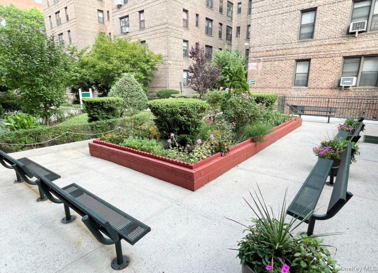 43-40 Union Street, Unit 2D photo 9