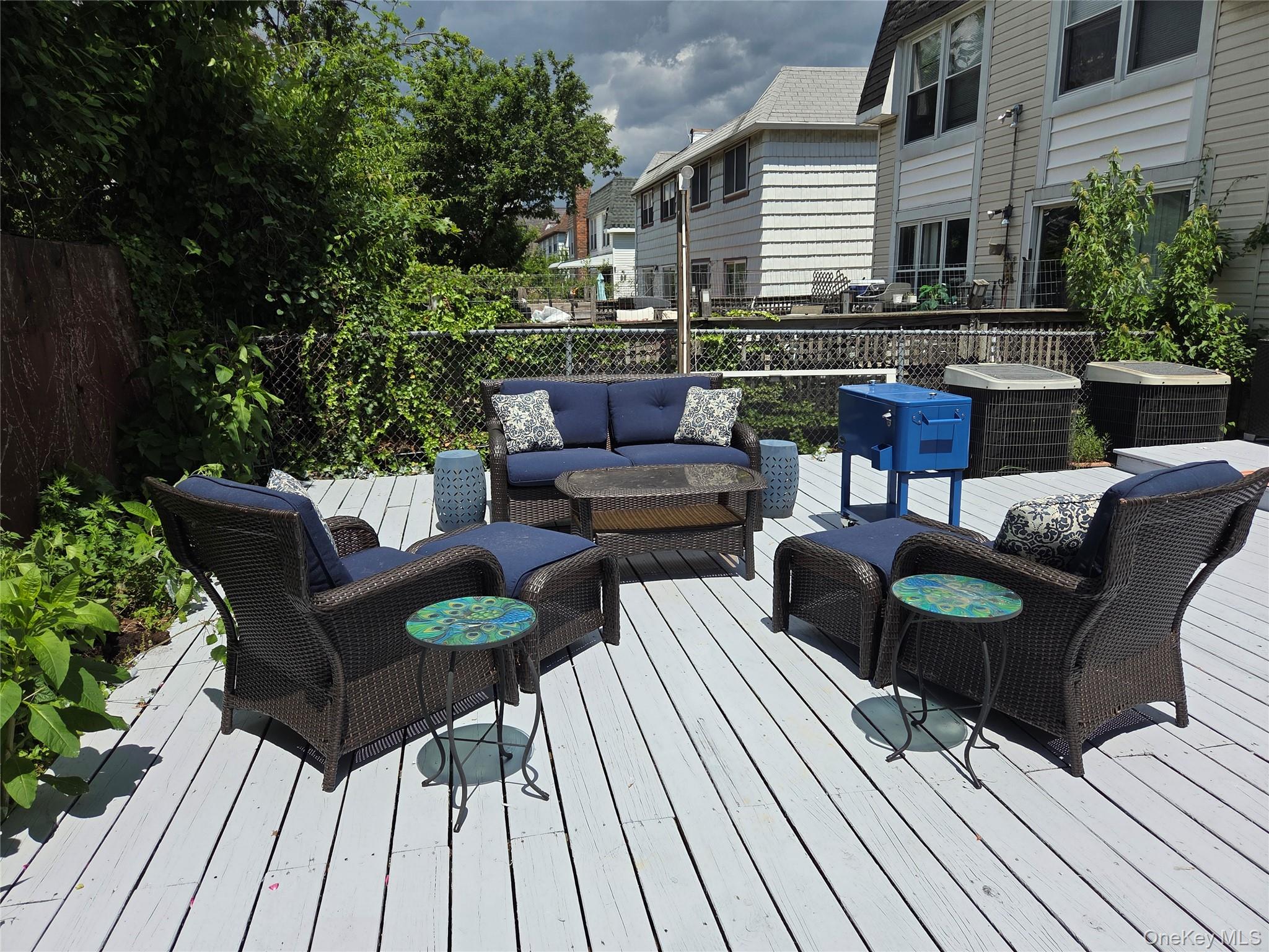15-40 215th Street – For Sale photo 6
