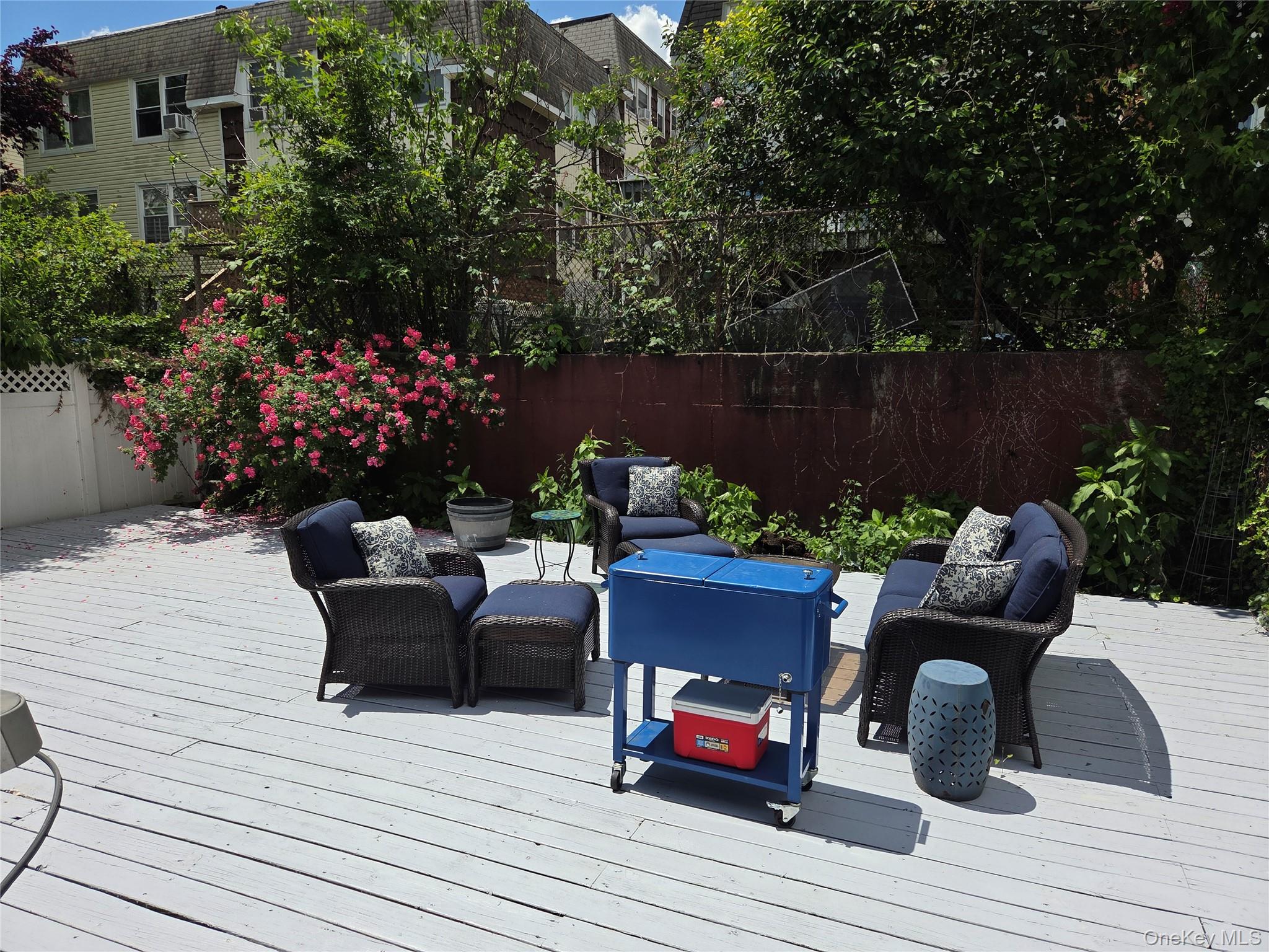 15-40 215th Street – For Sale photo 16