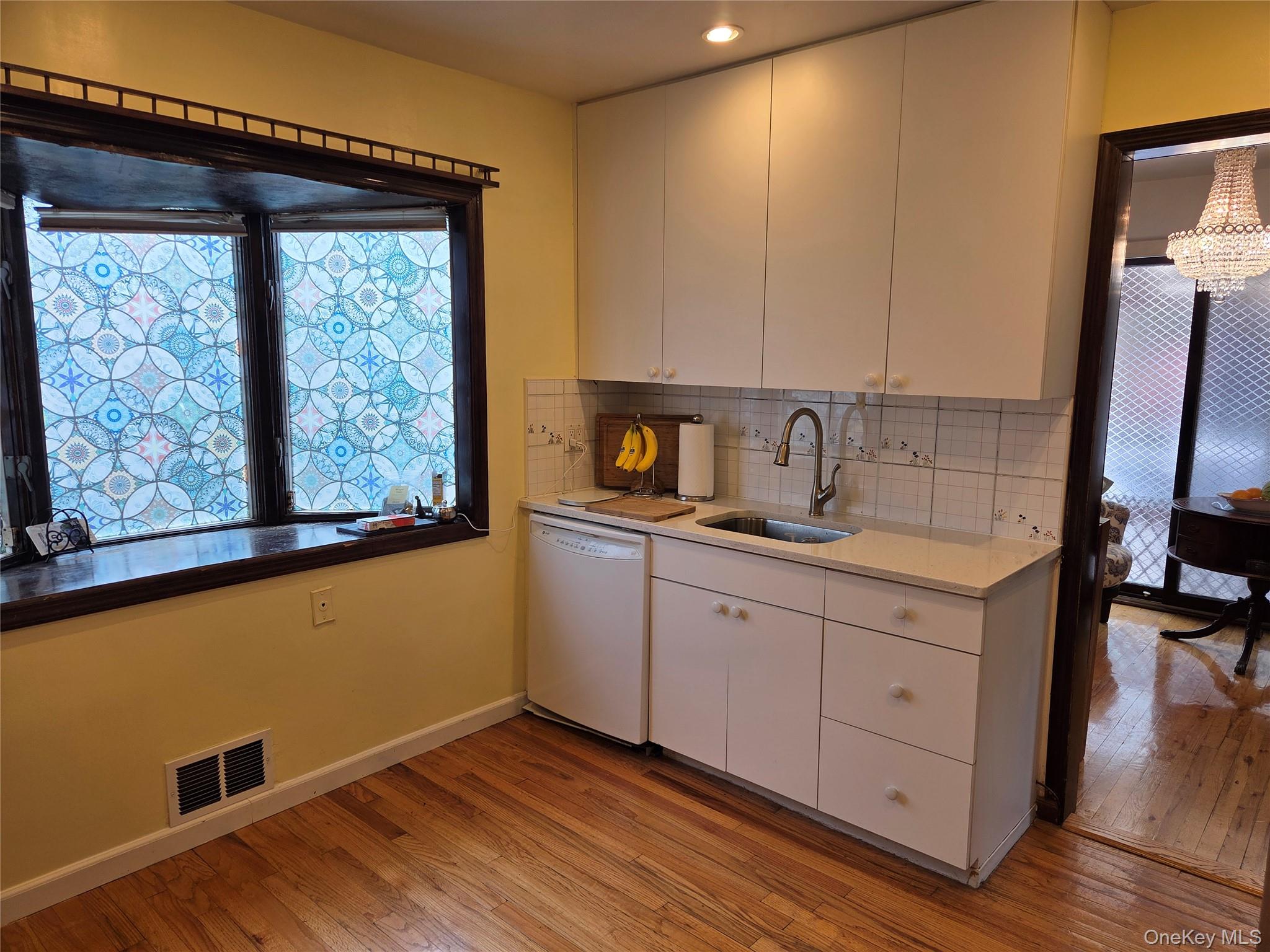 15-40 215th Street – For Sale photo 23