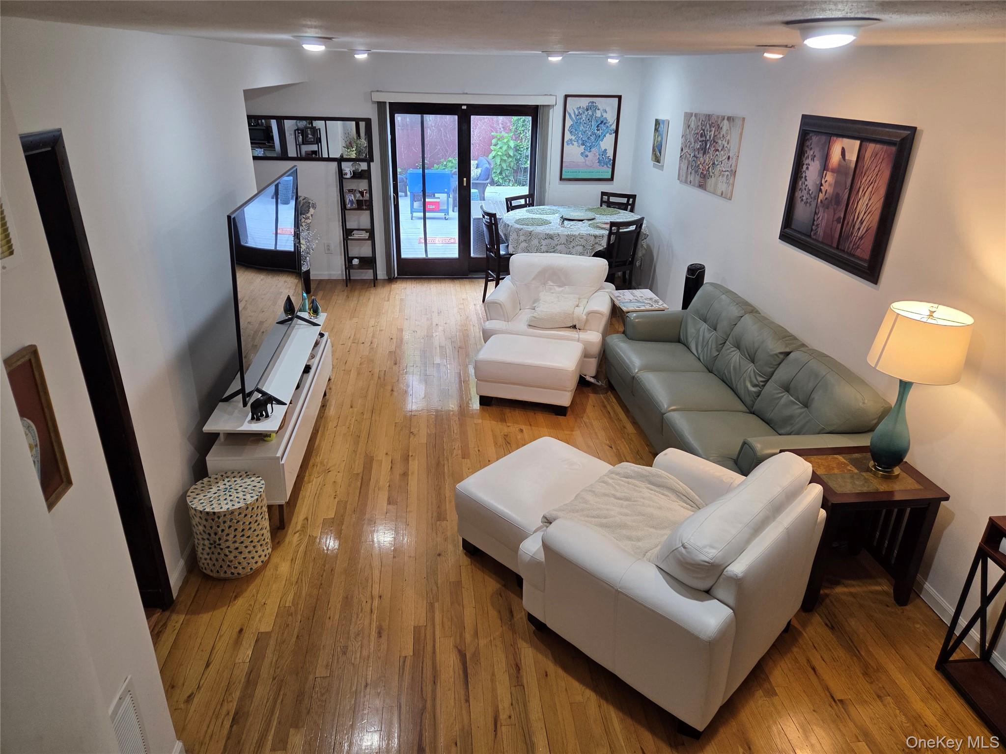 15-40 215th Street – For Sale photo 8