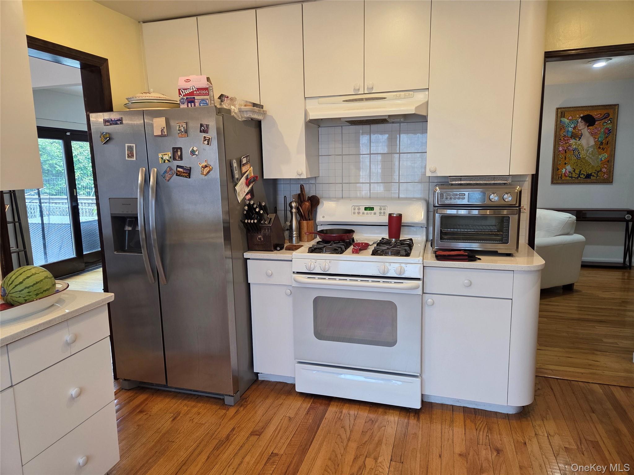 15-40 215th Street – For Sale photo 13