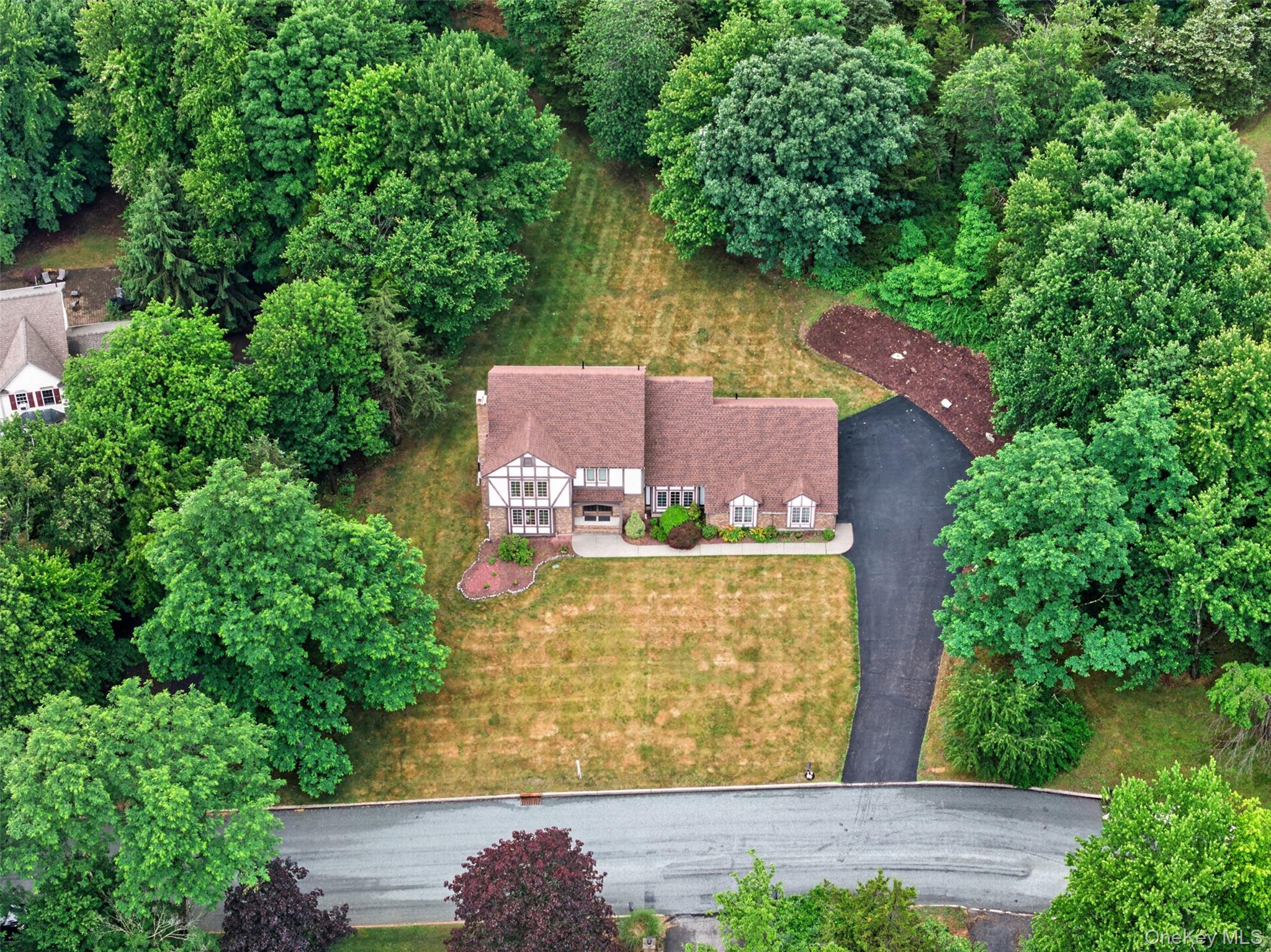 17 Allison Drive – For Sale photo 2