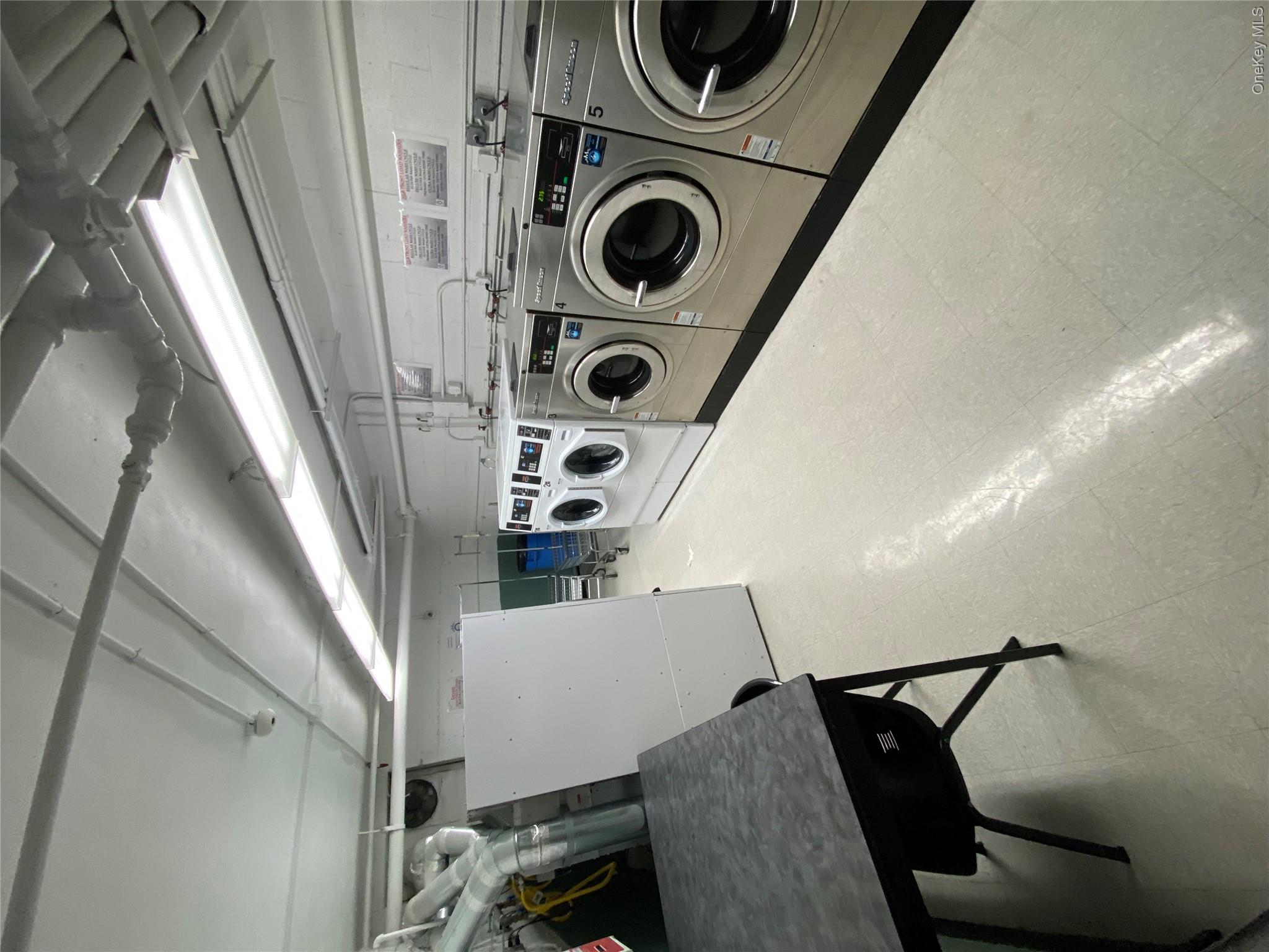 222 N Broadway, Unit 6B photo 18