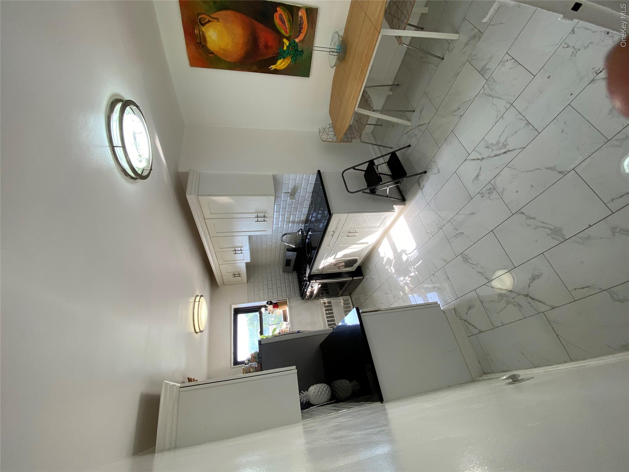 222 N Broadway, Unit 6B photo 2