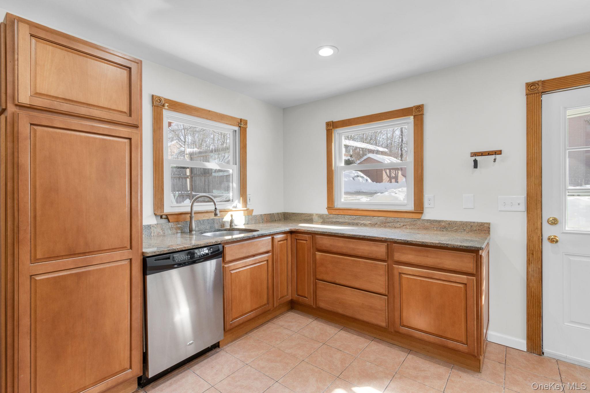 51 Greenwood Avenue – For Sale photo 5