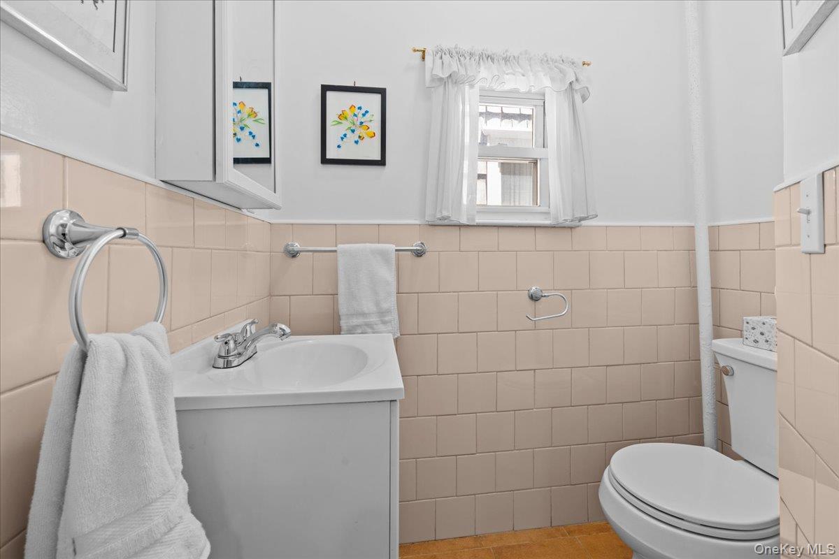 5600 Mosholu Avenue – For Sale photo 34