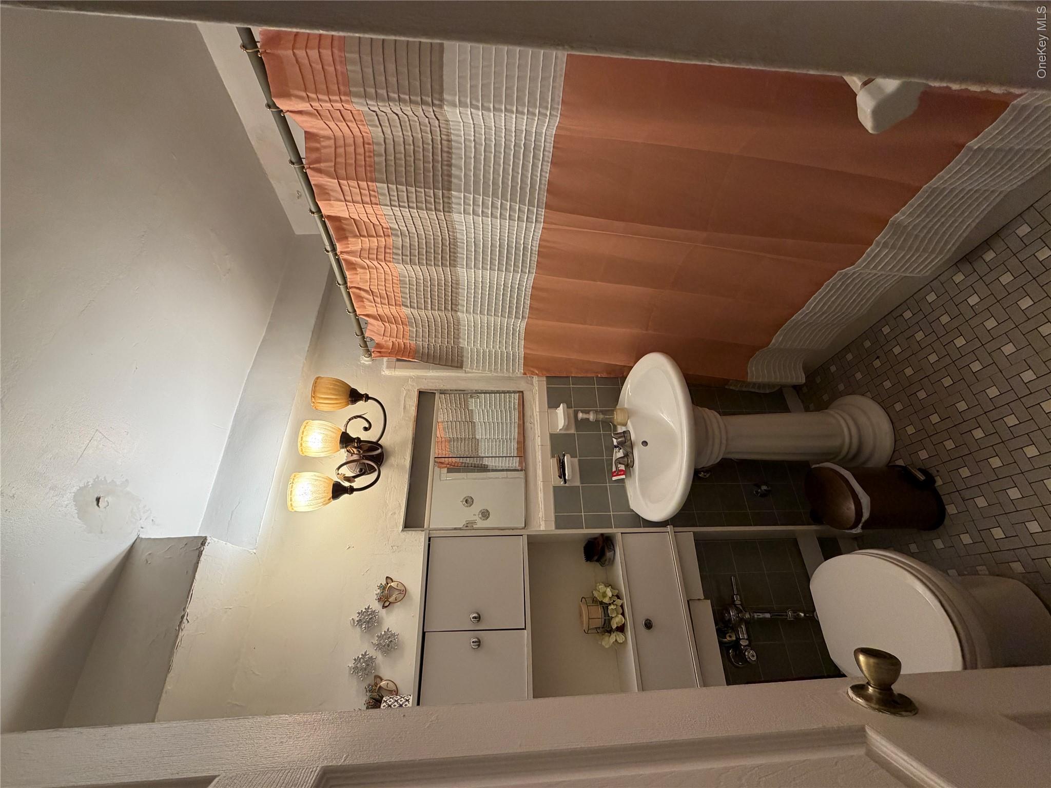 2835 Webb Avenue, Unit 6E photo 8