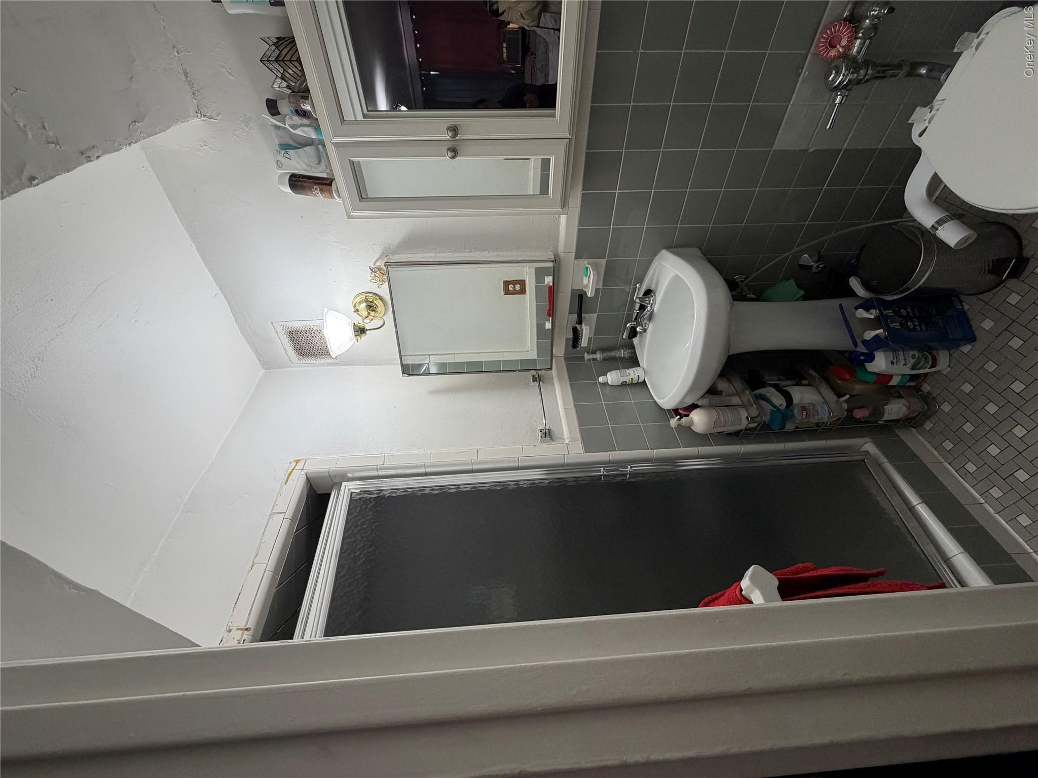2835 Webb Avenue, Unit 6E photo 12
