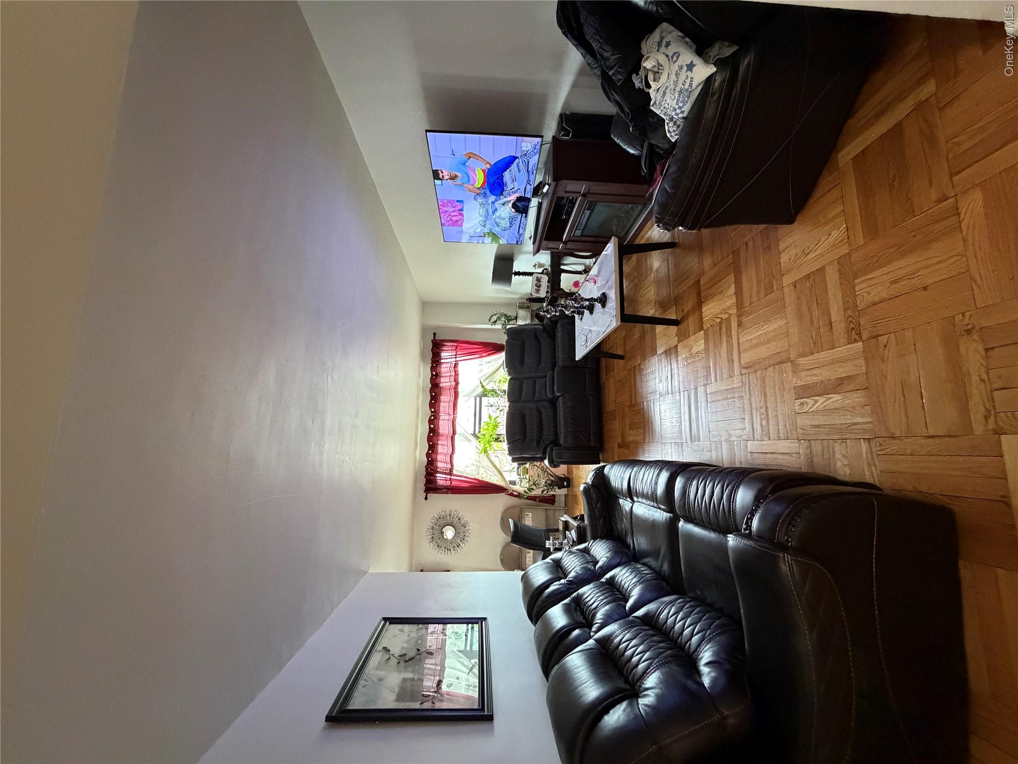 2835 Webb Avenue, Unit 6E photo 4