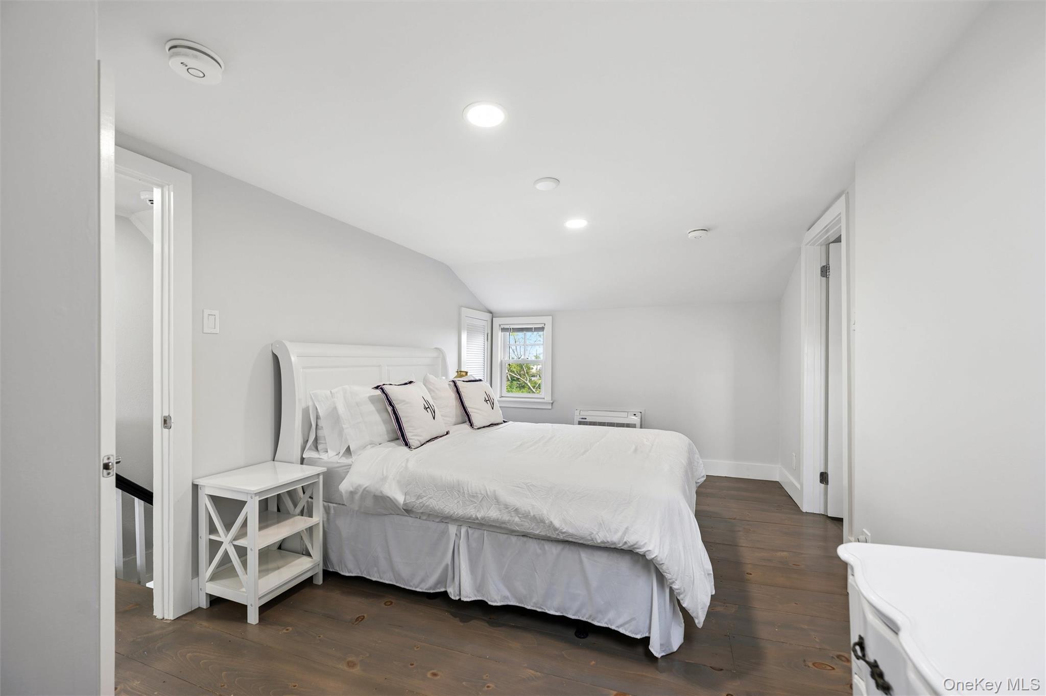87 Foster Avenue – For Sale photo 16