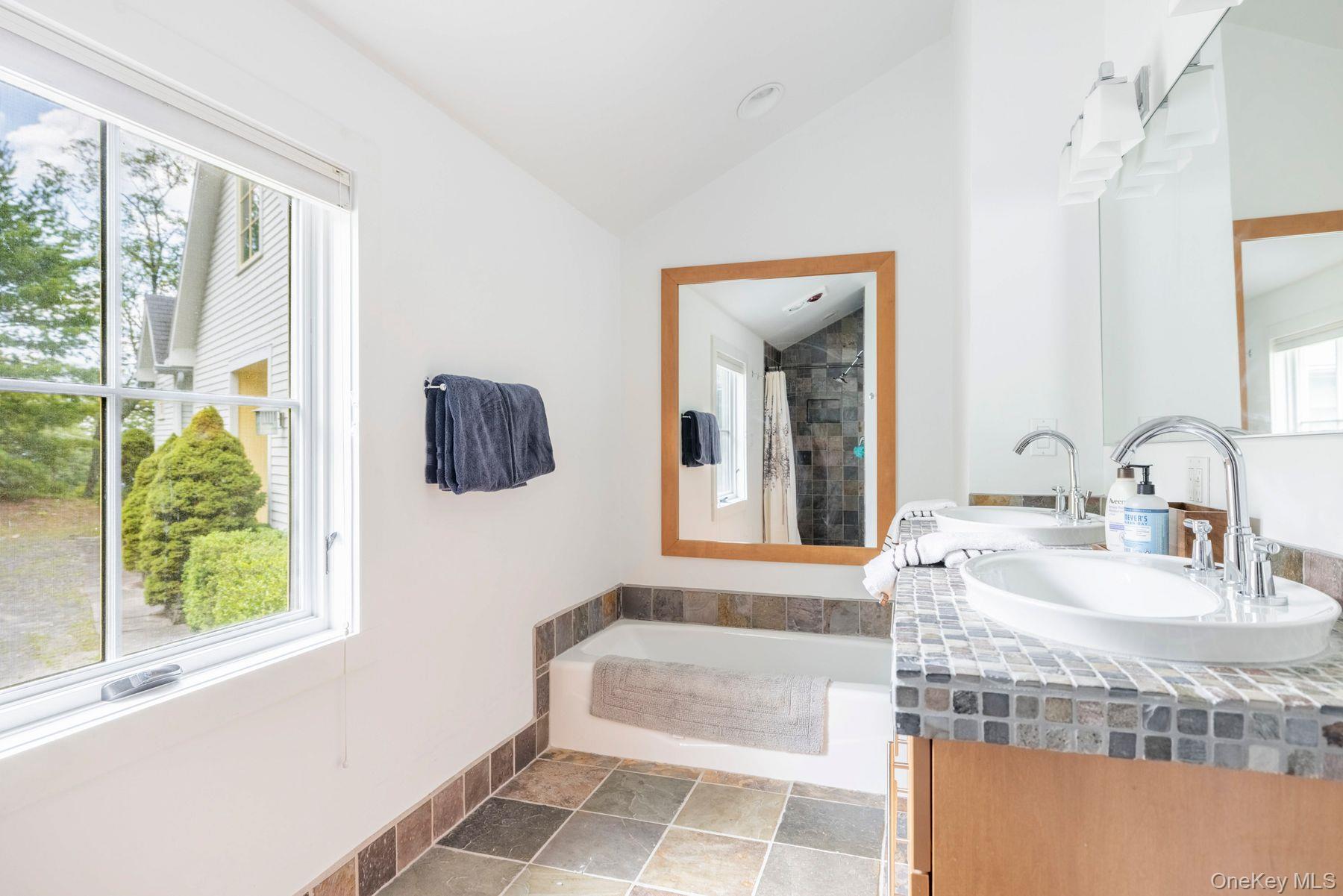 235 California Quarry Road – For Sale photo 32