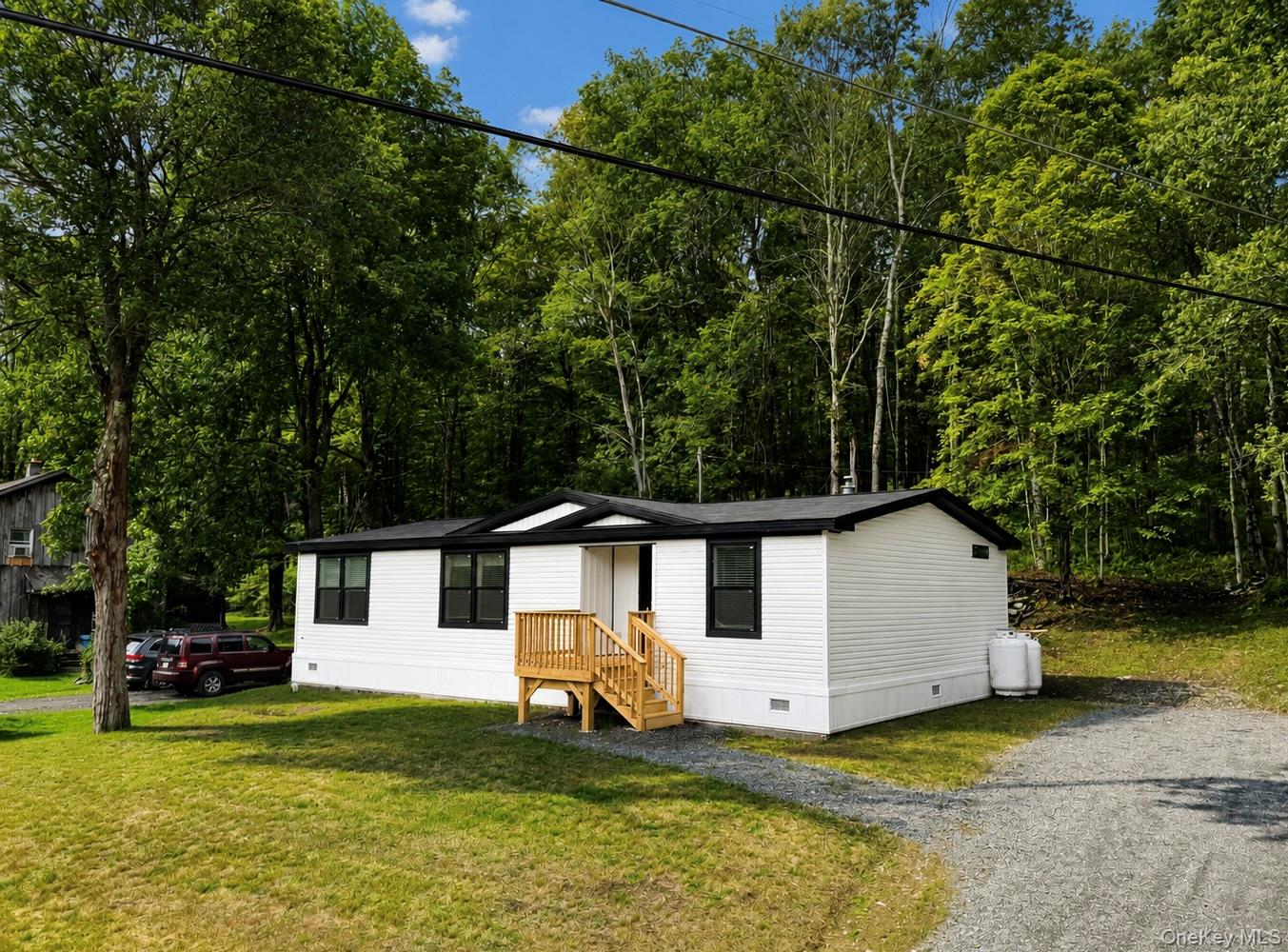 256 Main Street – For Sale
