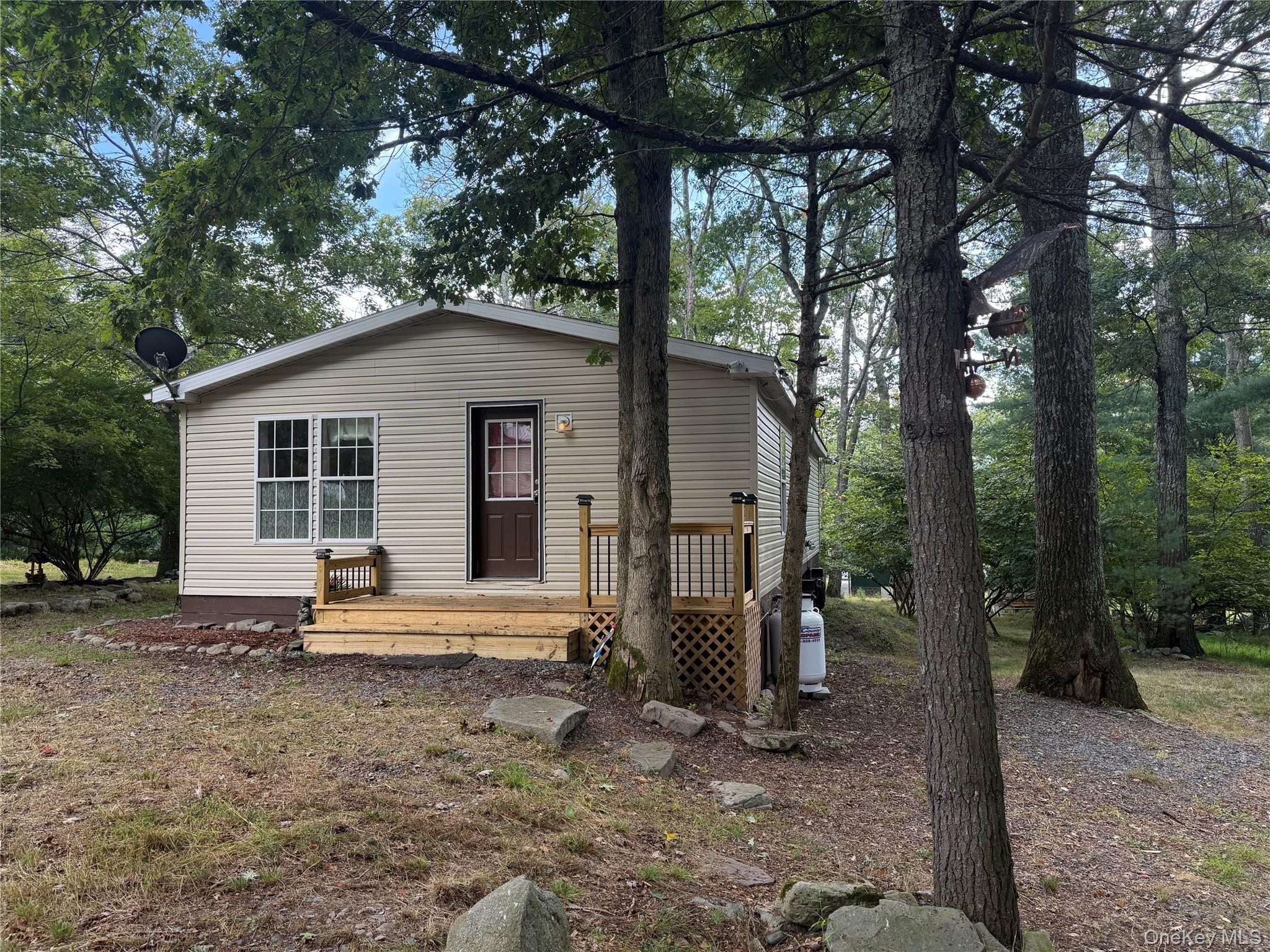 35 Oneida Trail – For Sale photo 3