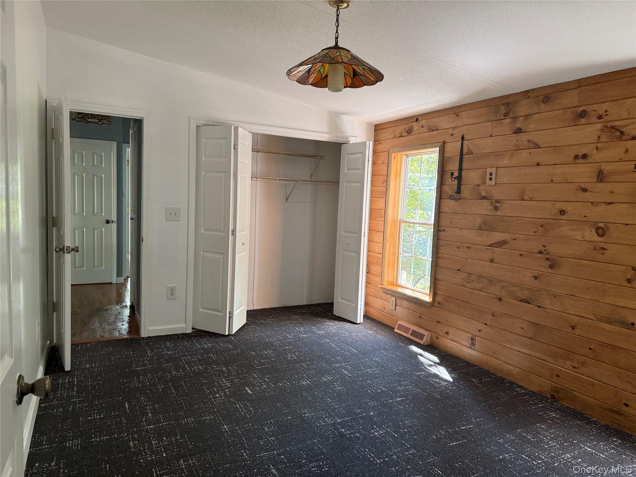 35 Oneida Trail – For Sale photo 14