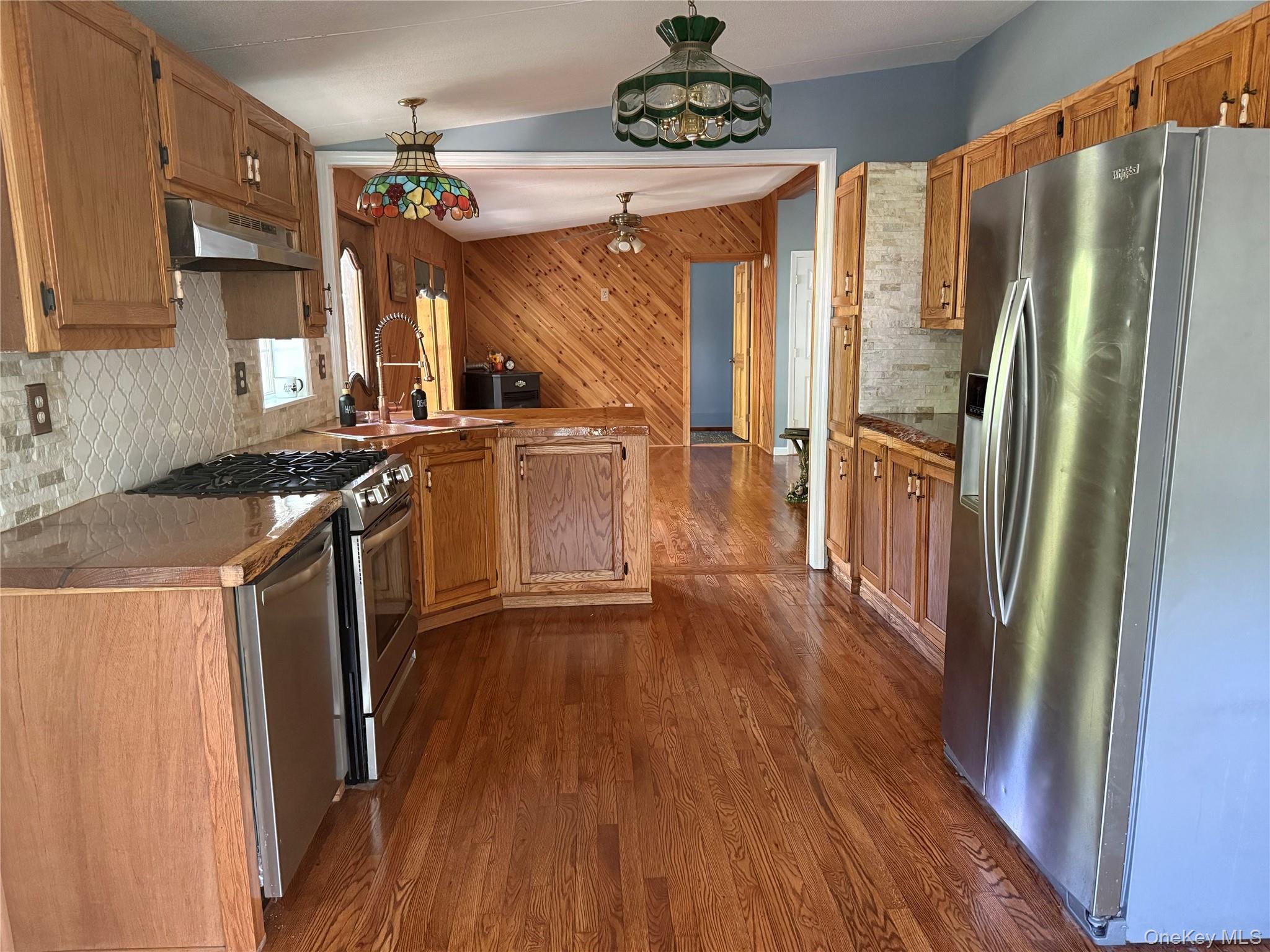 35 Oneida Trail – For Sale photo 7