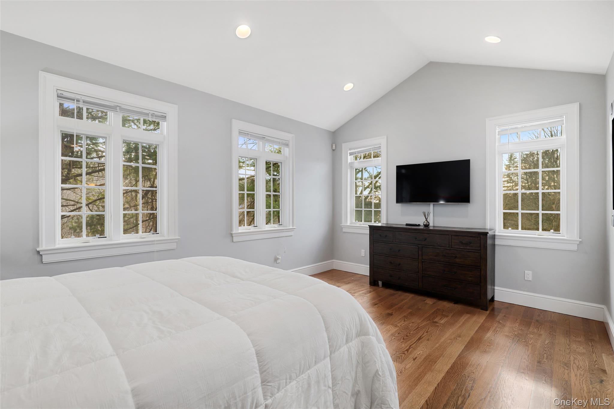 4 Hardscrabble Road – For Rent photo 11