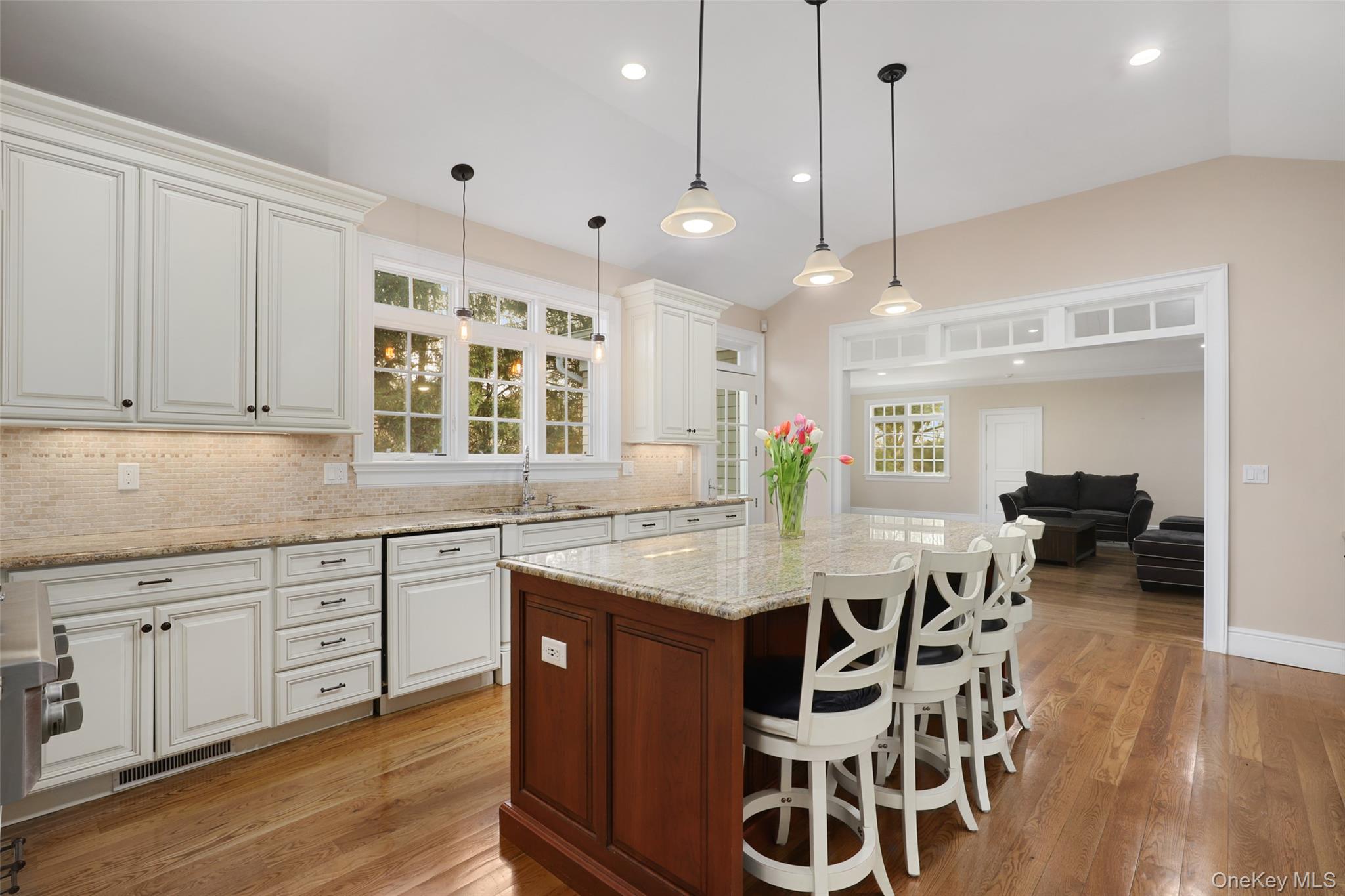 4 Hardscrabble Road – For Rent photo 7
