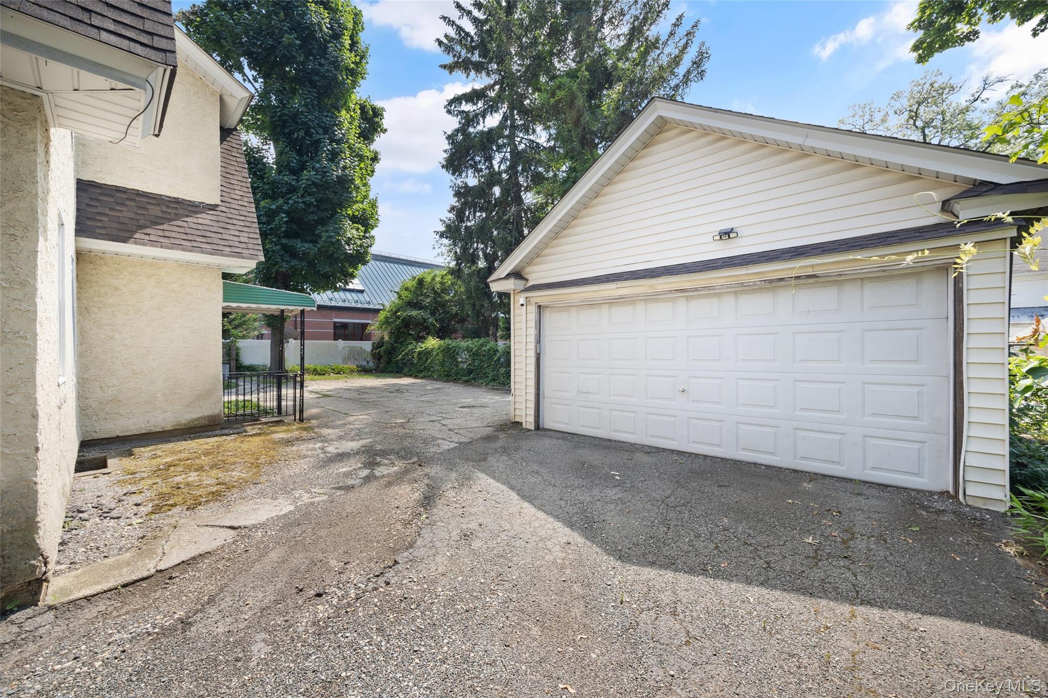 20 Spruce Street – For Sale photo 22