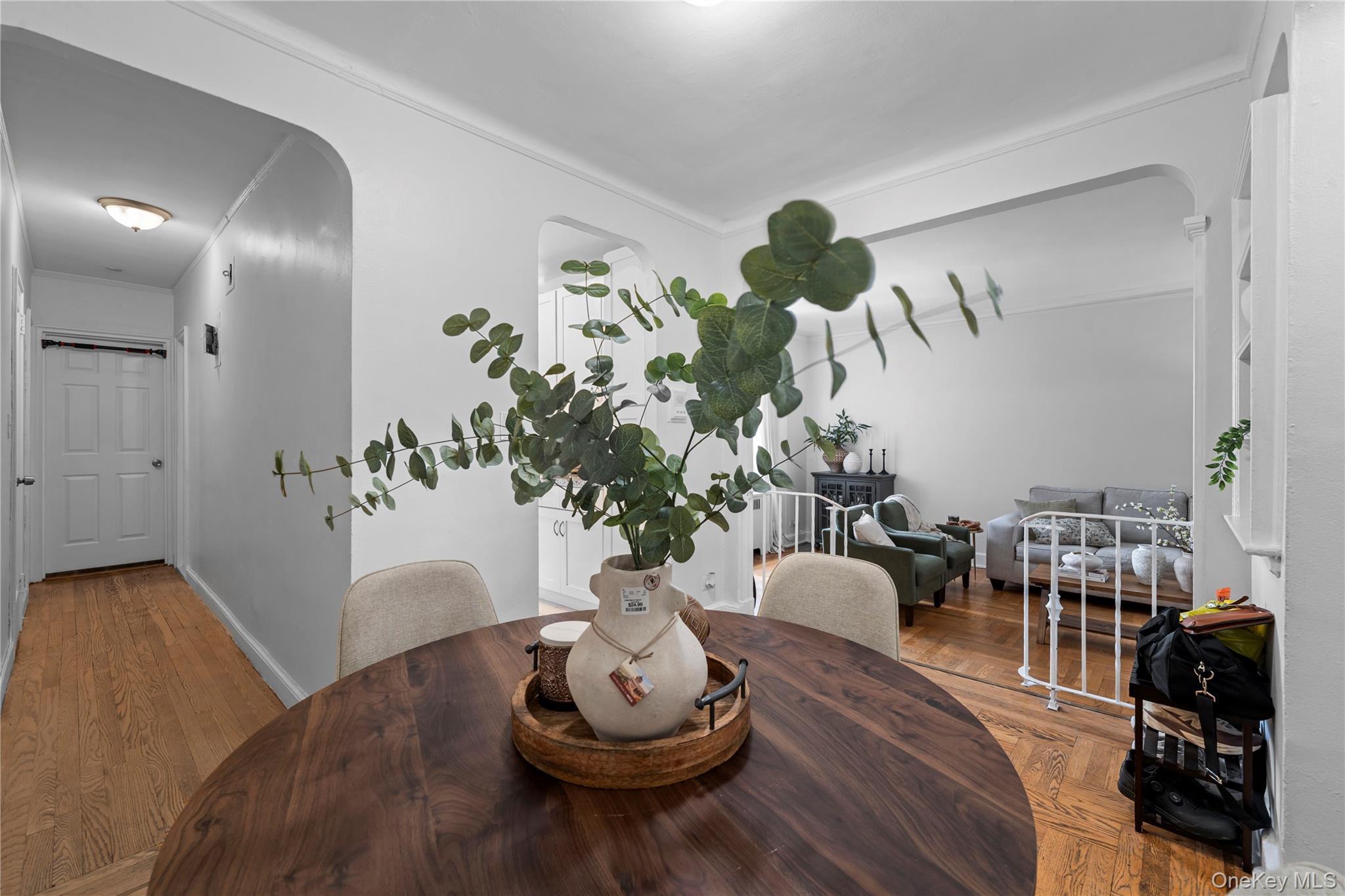 3245 Perry Avenue, Unit 6F photo 3