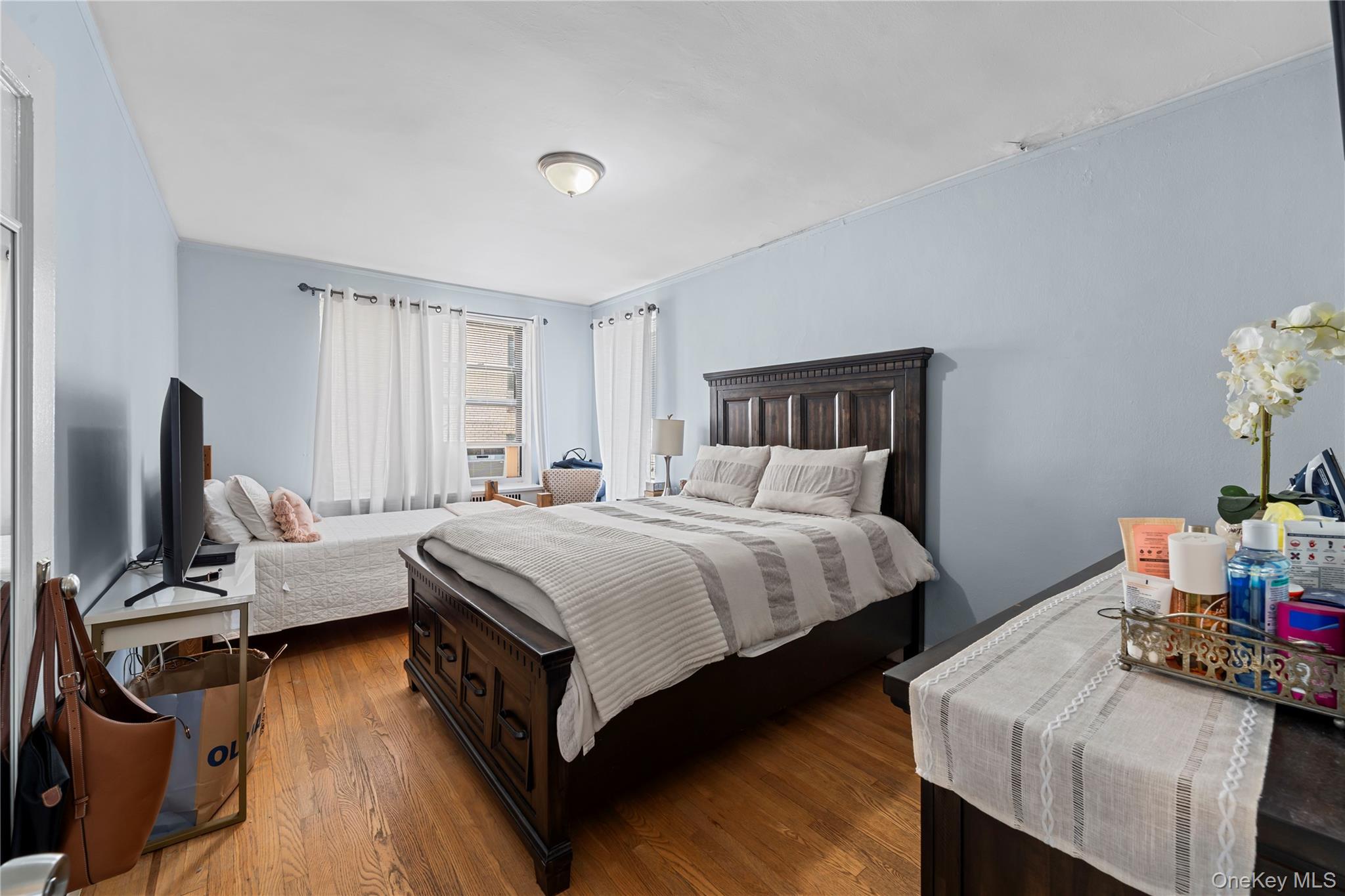 3245 Perry Avenue, Unit 6F photo 9