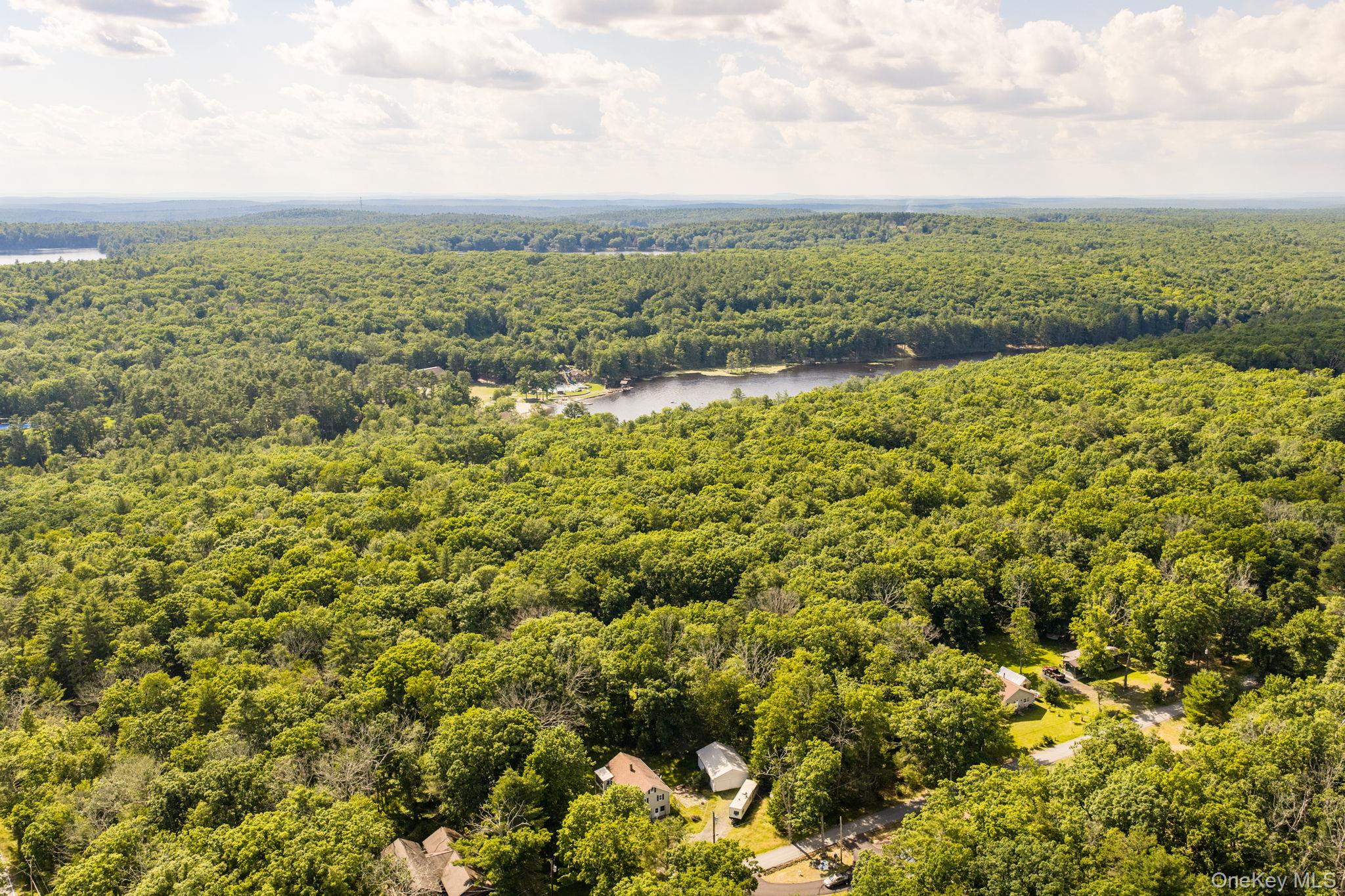 13 Oneida Trail – For Sale photo 16