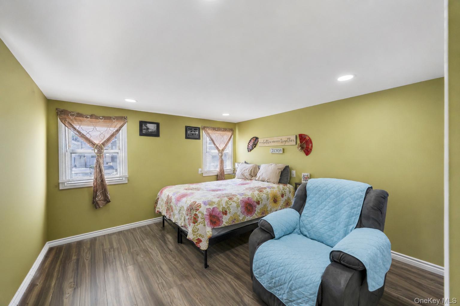 600 Broadway, Unit D14 photo 19