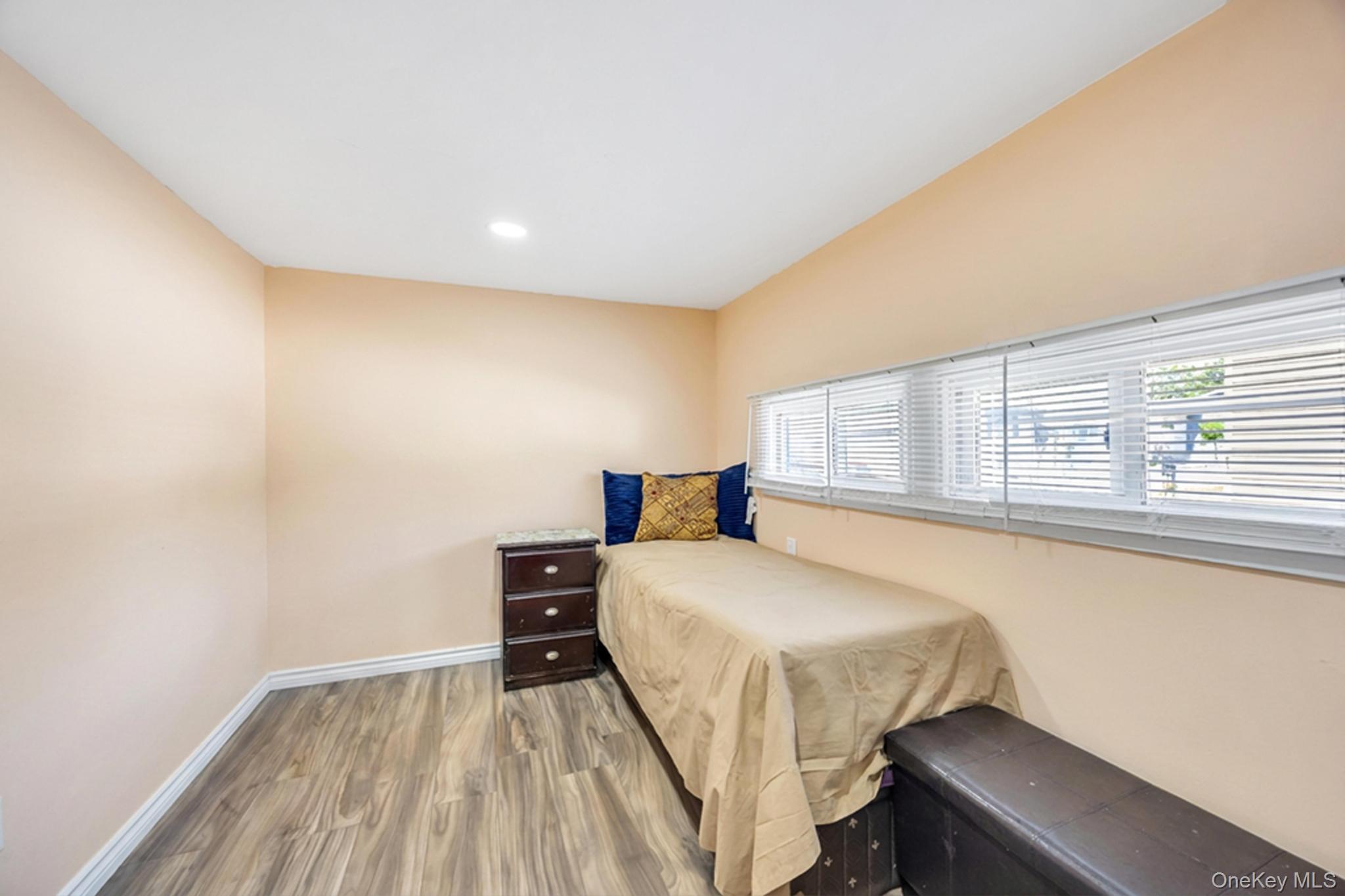 600 Broadway, Unit D14 photo 22