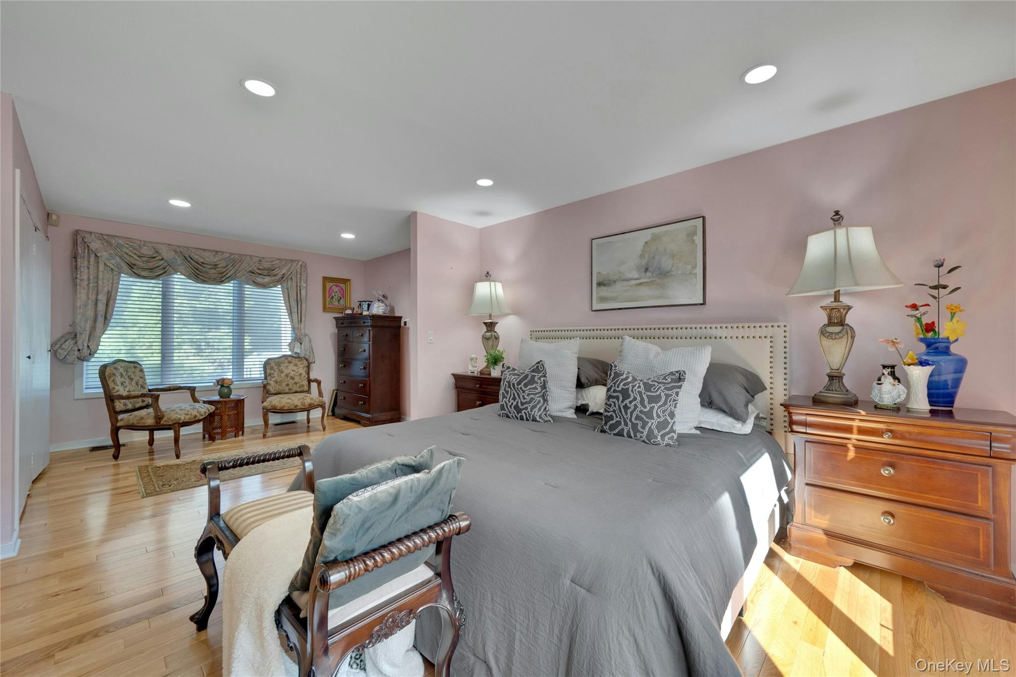 2 Meadowwood Lane – For Rent photo 13