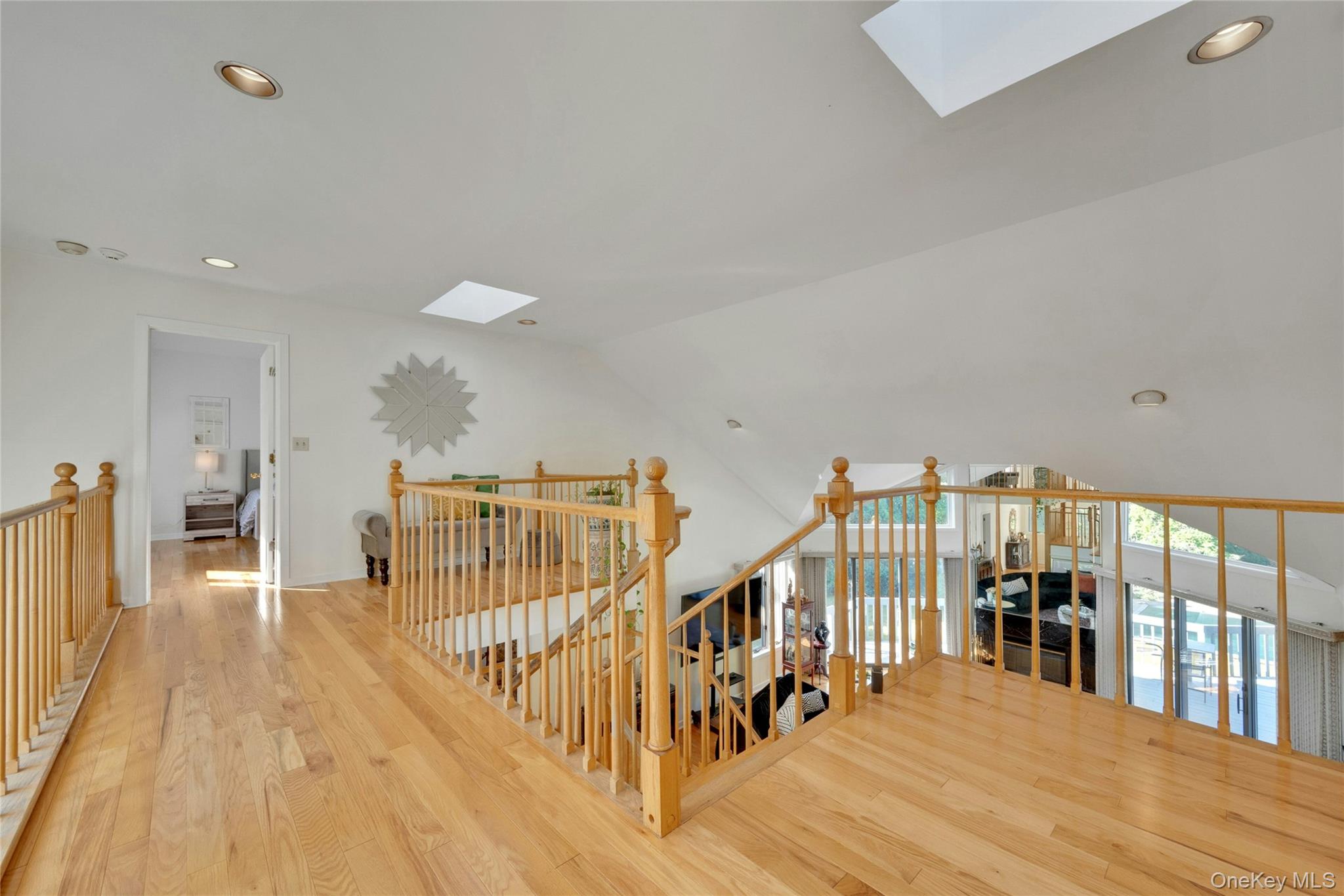 2 Meadowwood Lane – For Rent photo 21