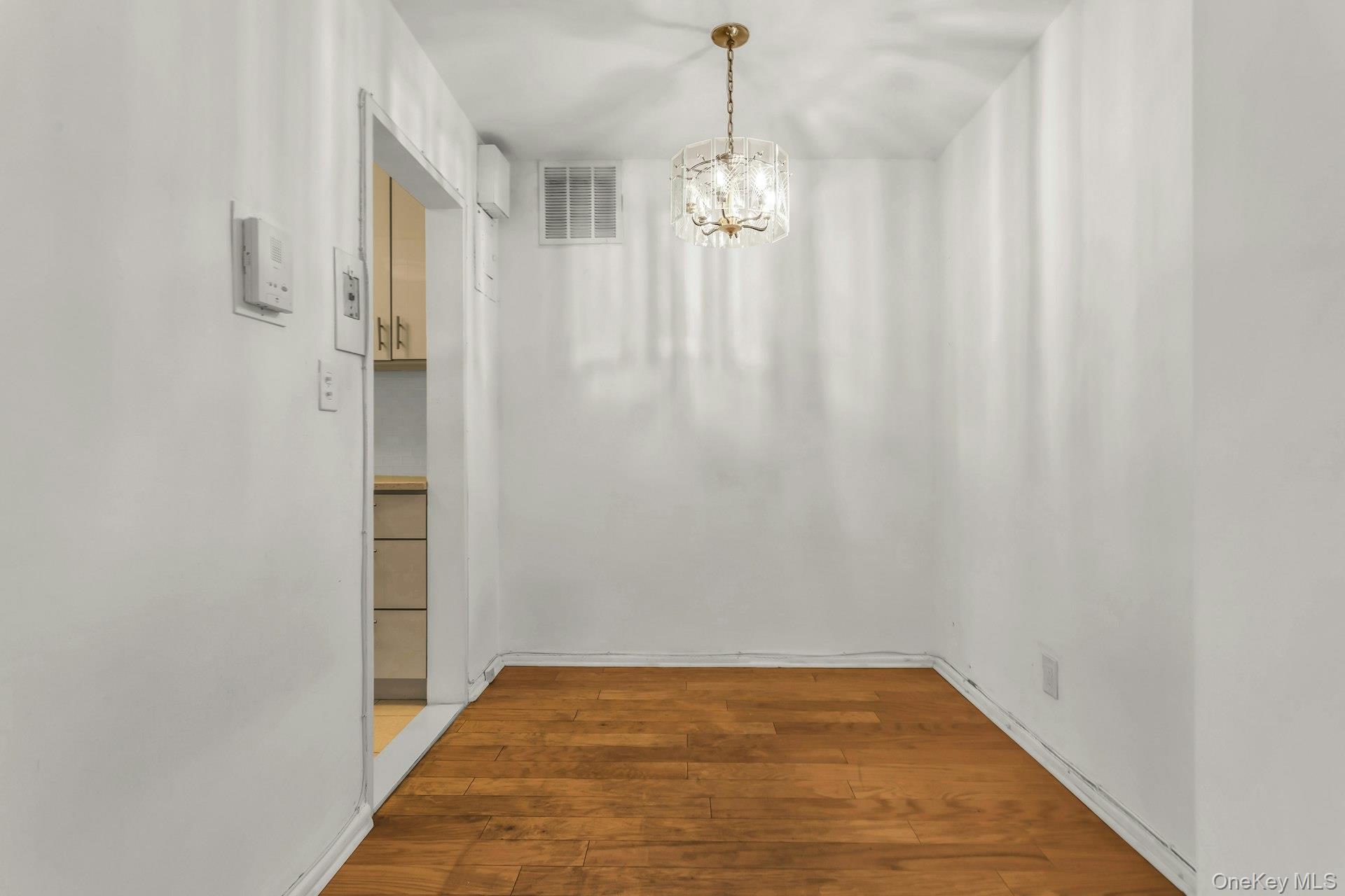 138-10 Franklin Avenue, Unit 9J photo 17