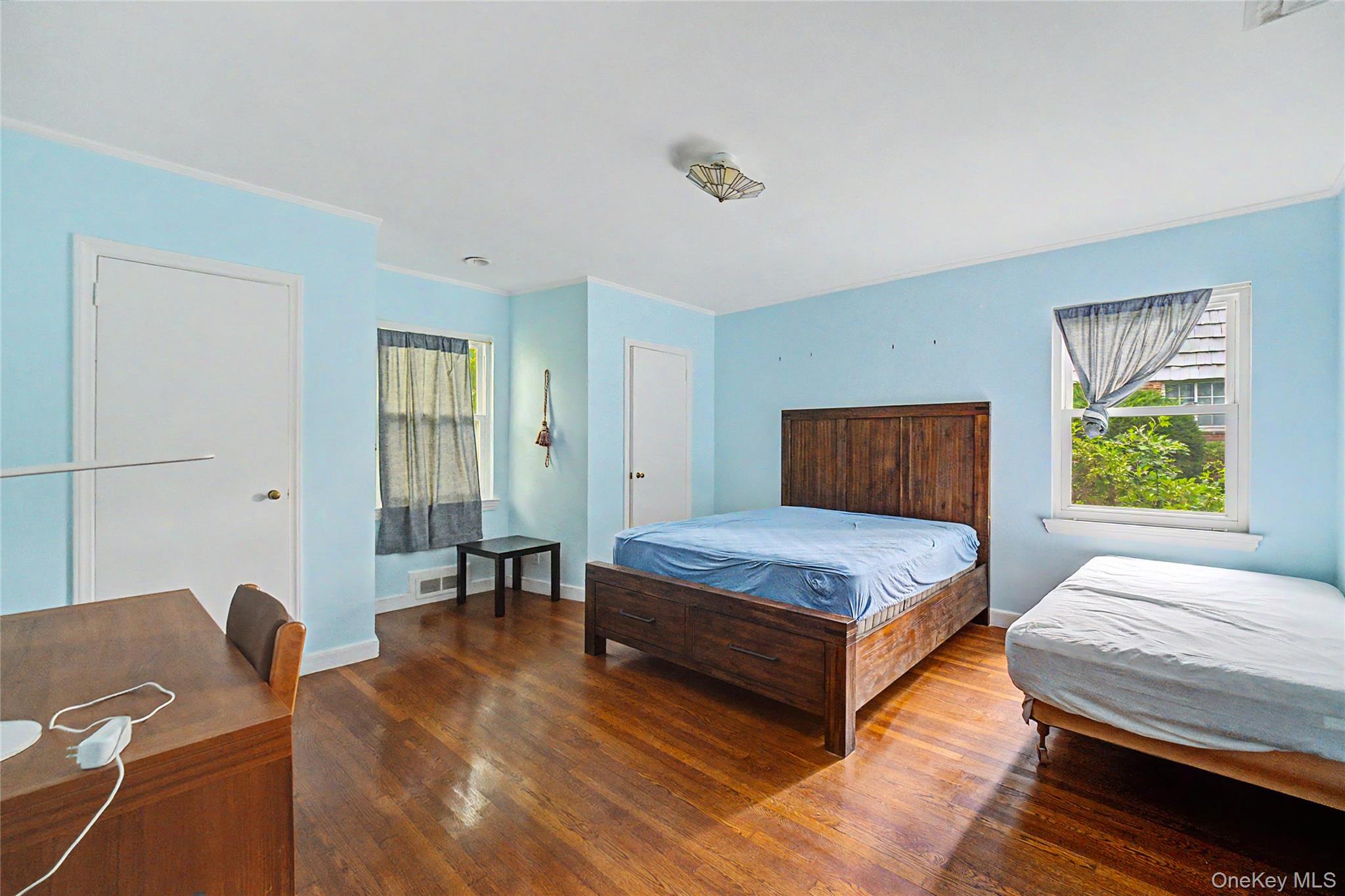 10 Hempton Road – For Rent photo 6