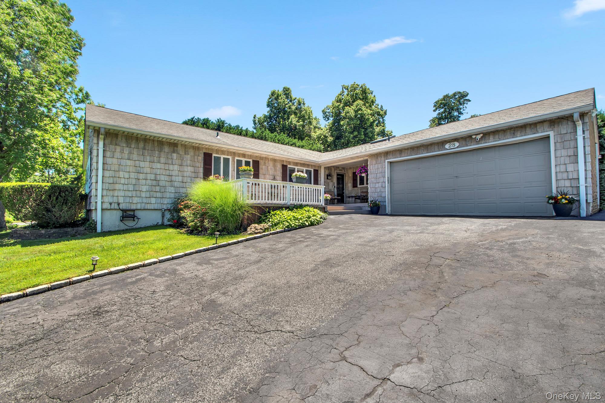 28 View Road – For Sale photo 3