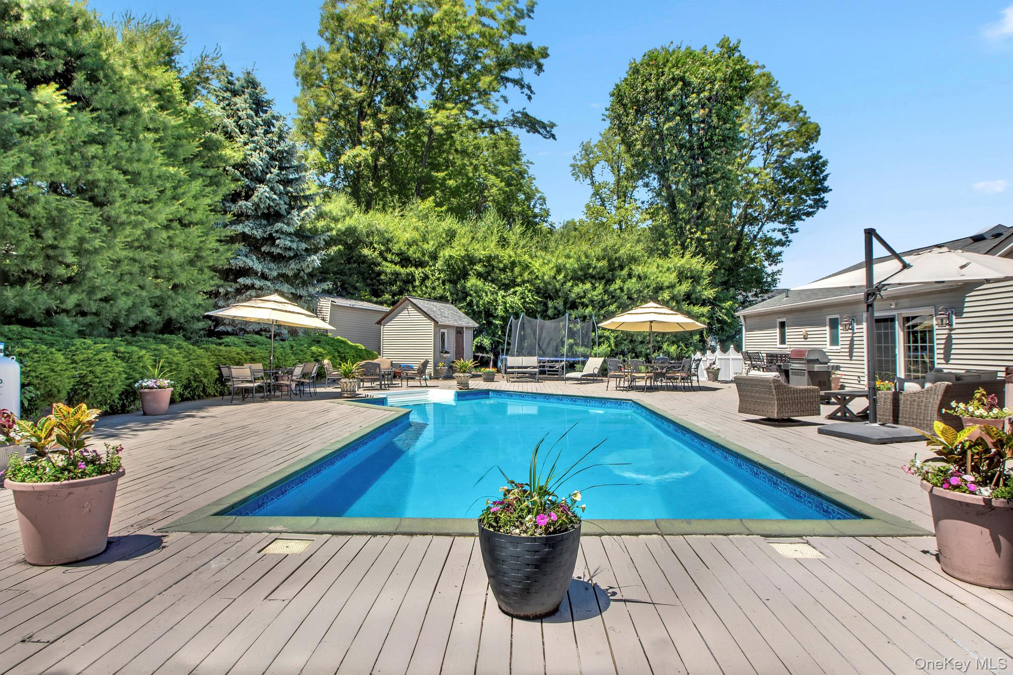 28 View Road – For Sale photo 22