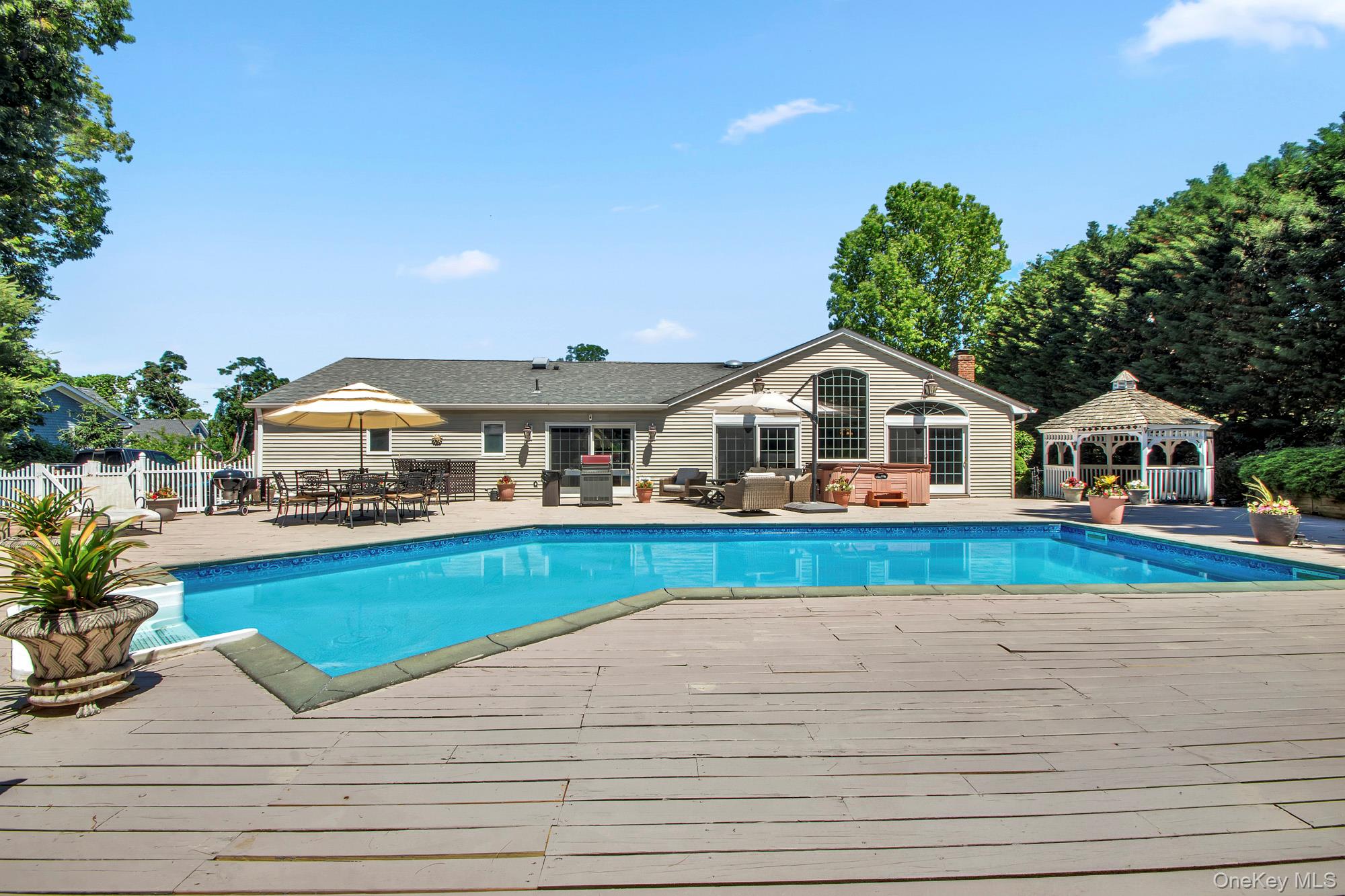 28 View Road – For Sale photo 20