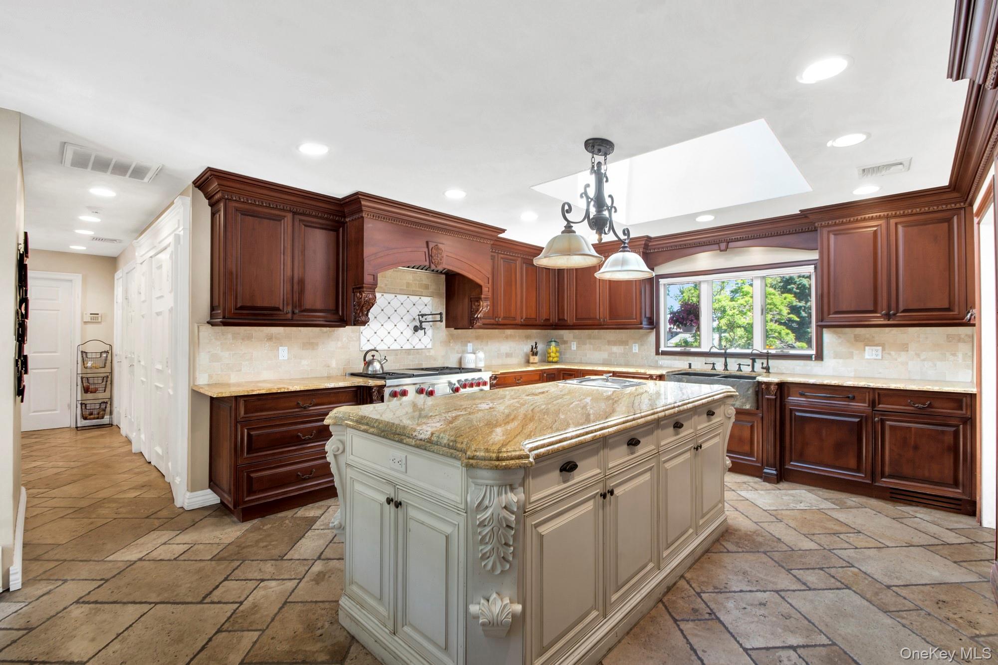 28 View Road – For Sale photo 8