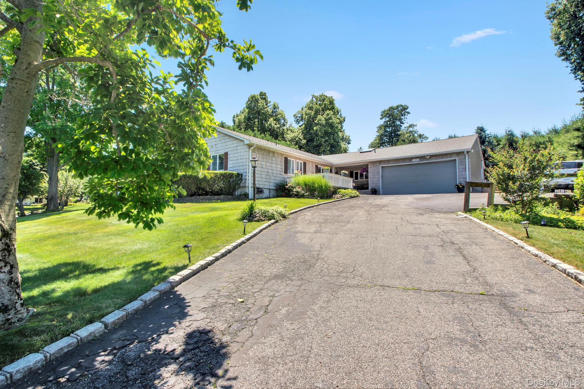 28 View Road – For Sale photo 2