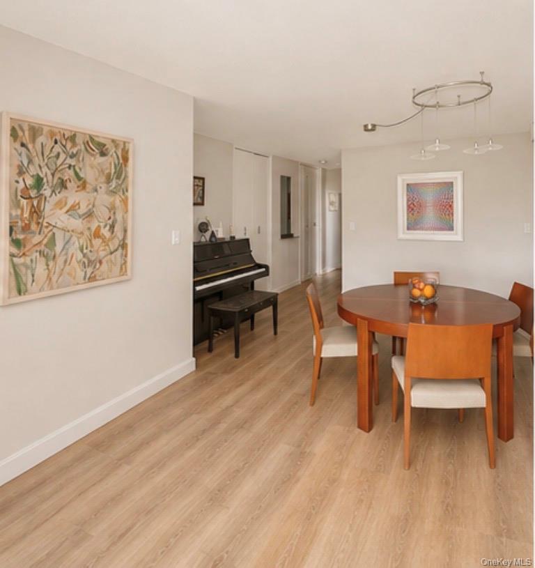 5900 Arlington Avenue, Unit 4B photo 7