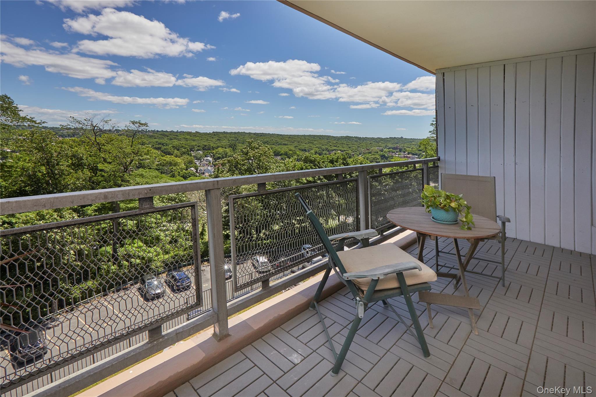 5900 Arlington Avenue, Unit 4B photo 13