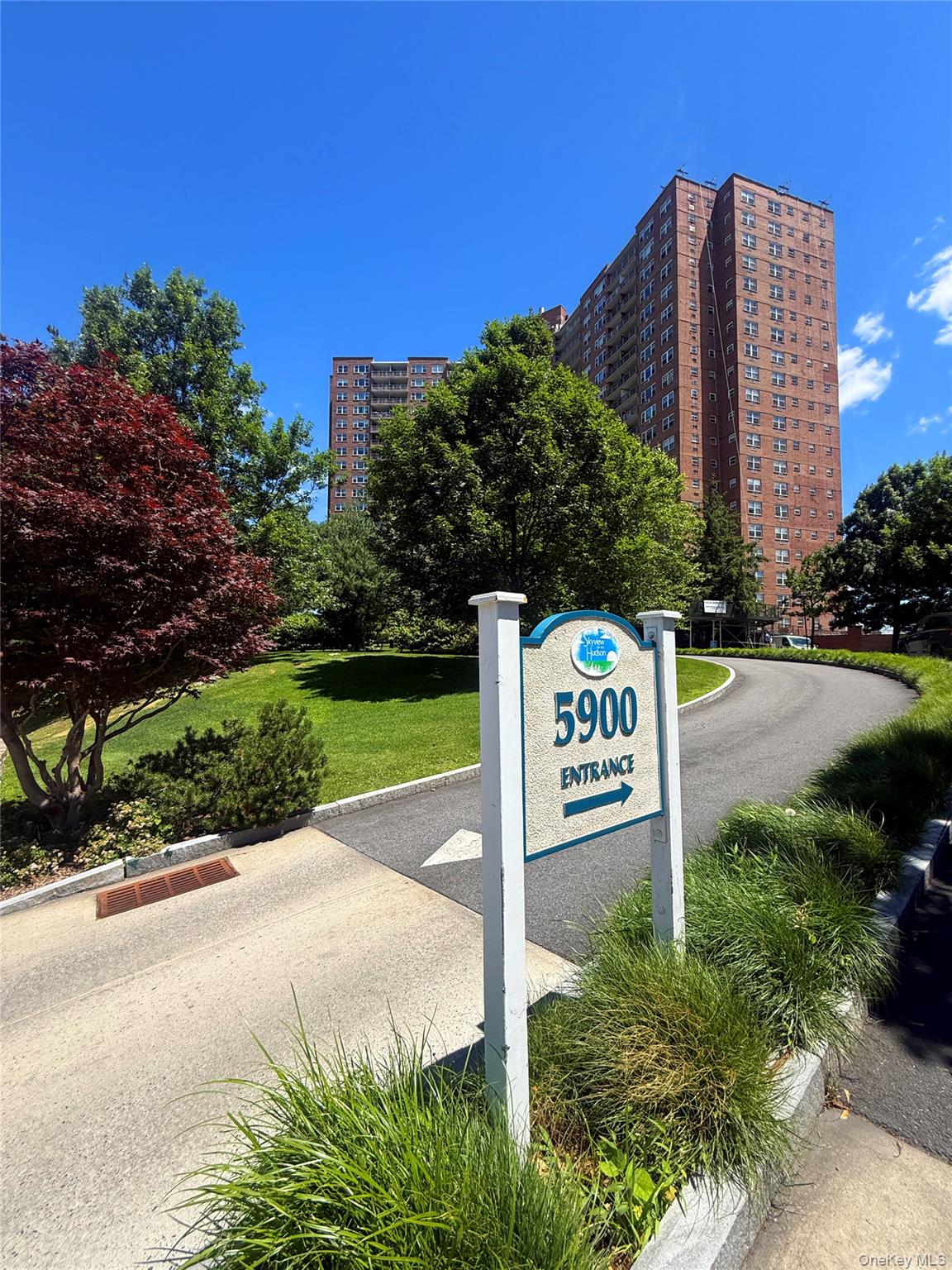 5900 Arlington Avenue, Unit 4B photo 16