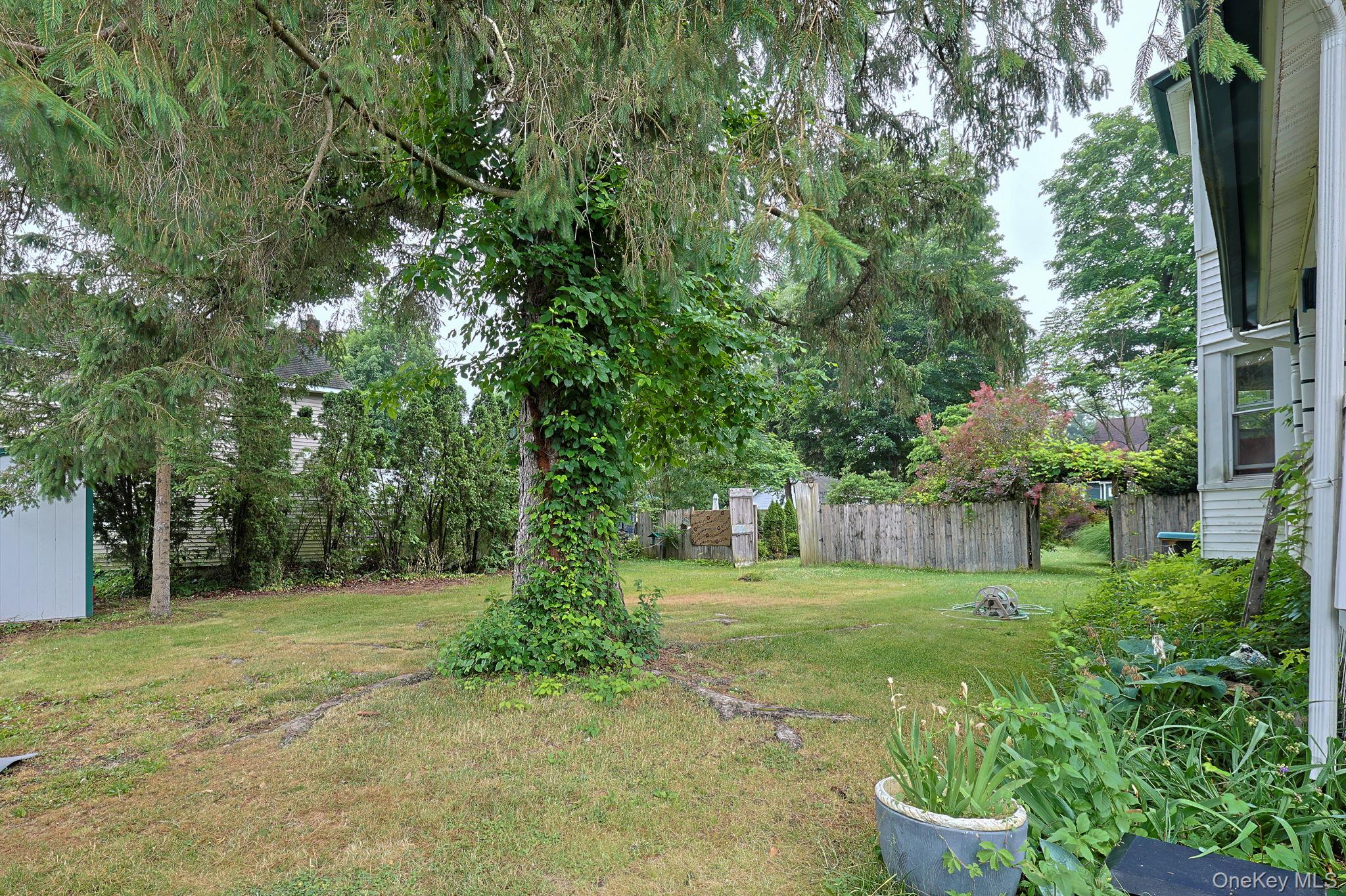 8 Bartlett Street – For Sale photo 27