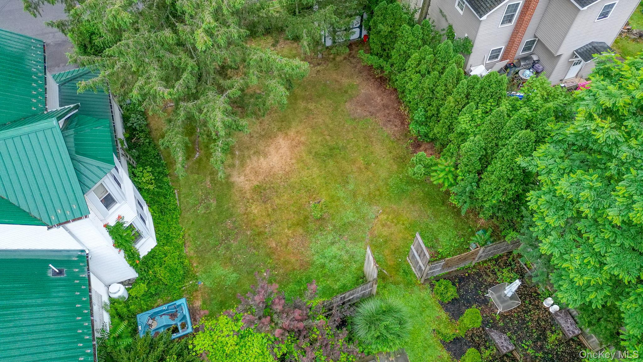 8 Bartlett Street – For Sale photo 34
