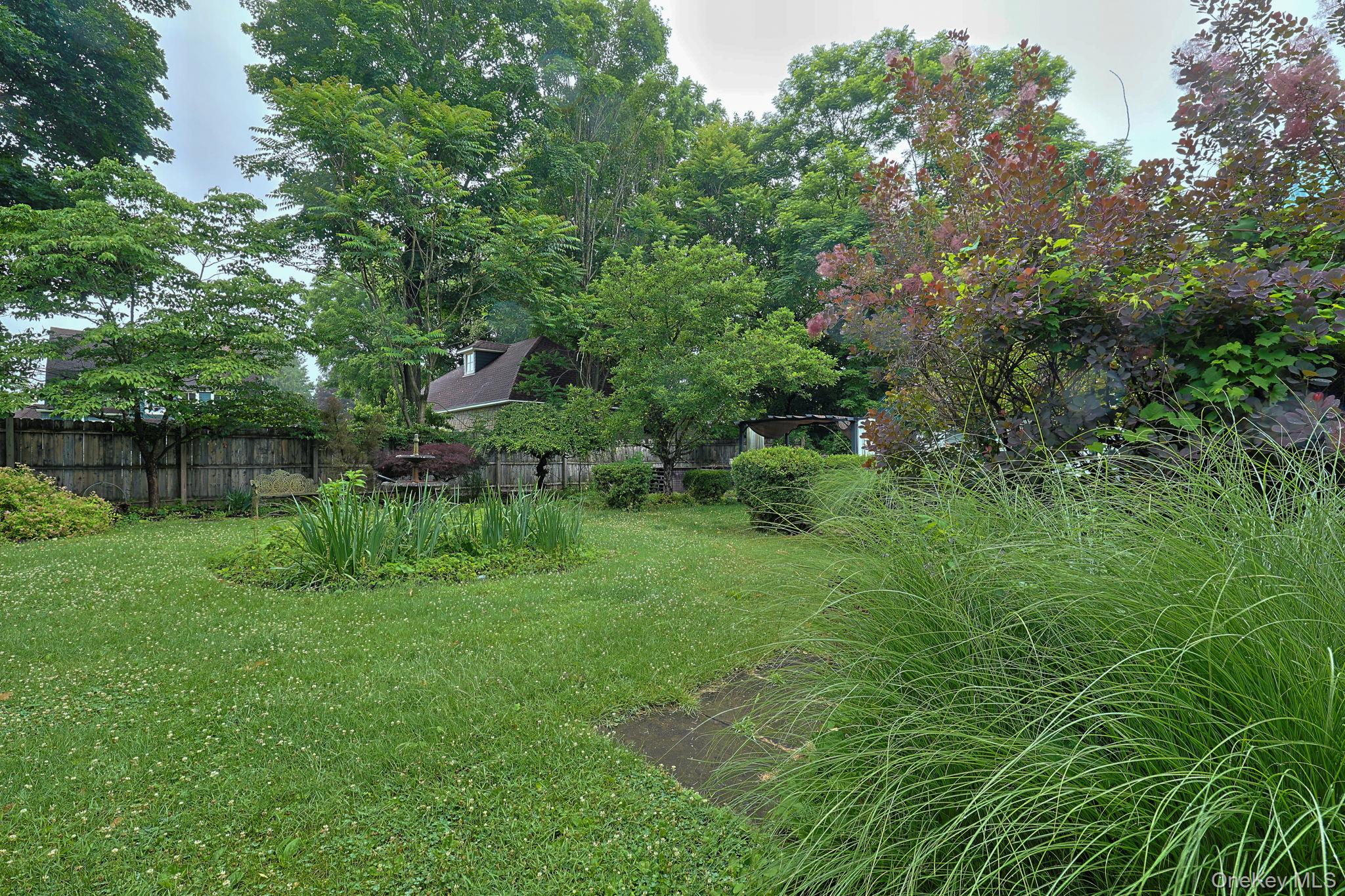 8 Bartlett Street – For Sale photo 28