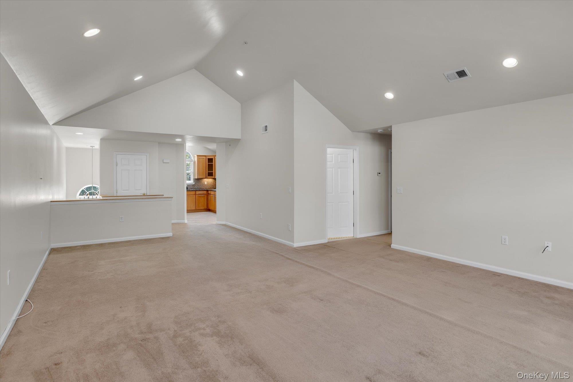 160 Christine Drive – For Sale photo 6